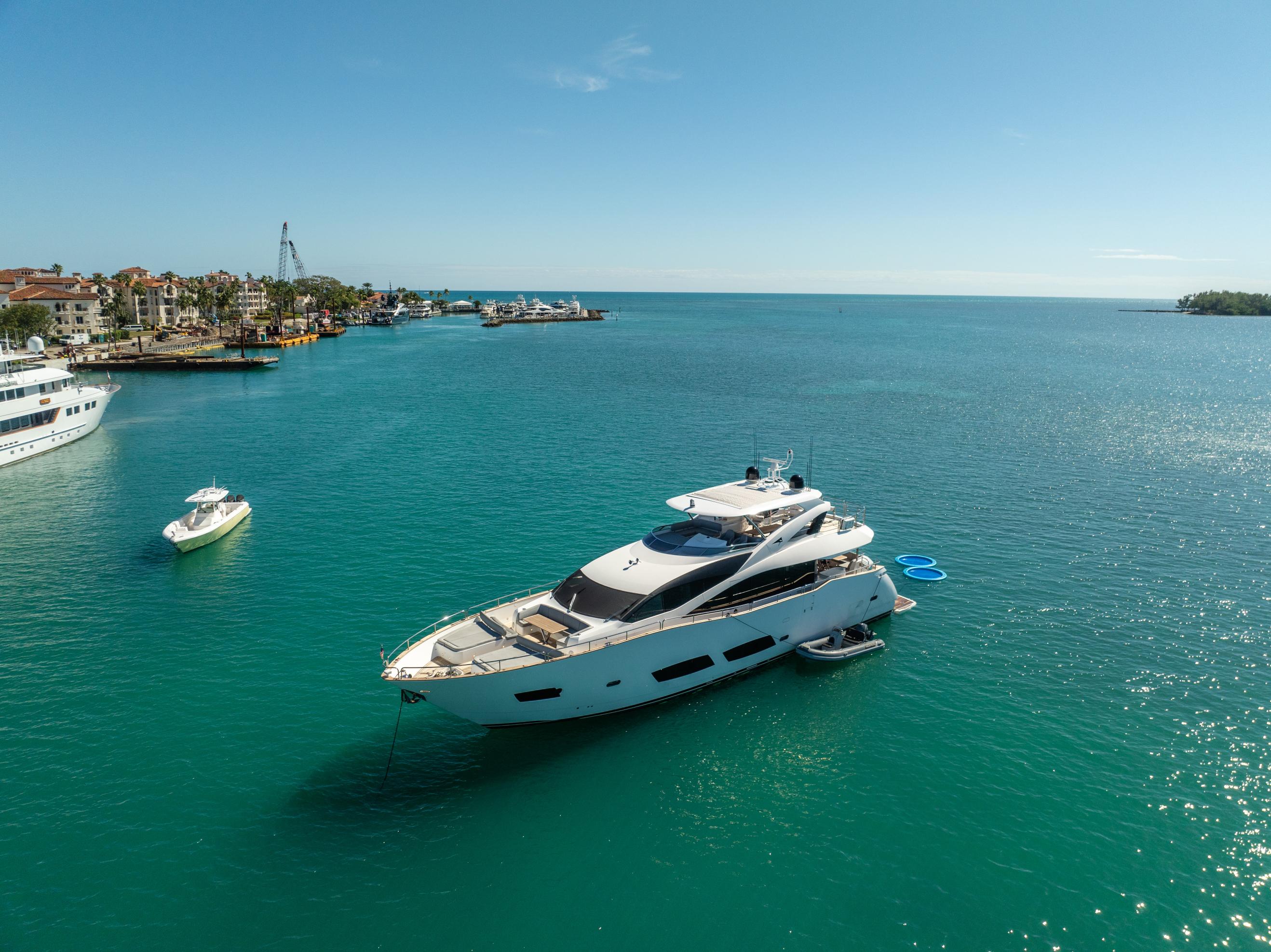 96FT Sunseeker