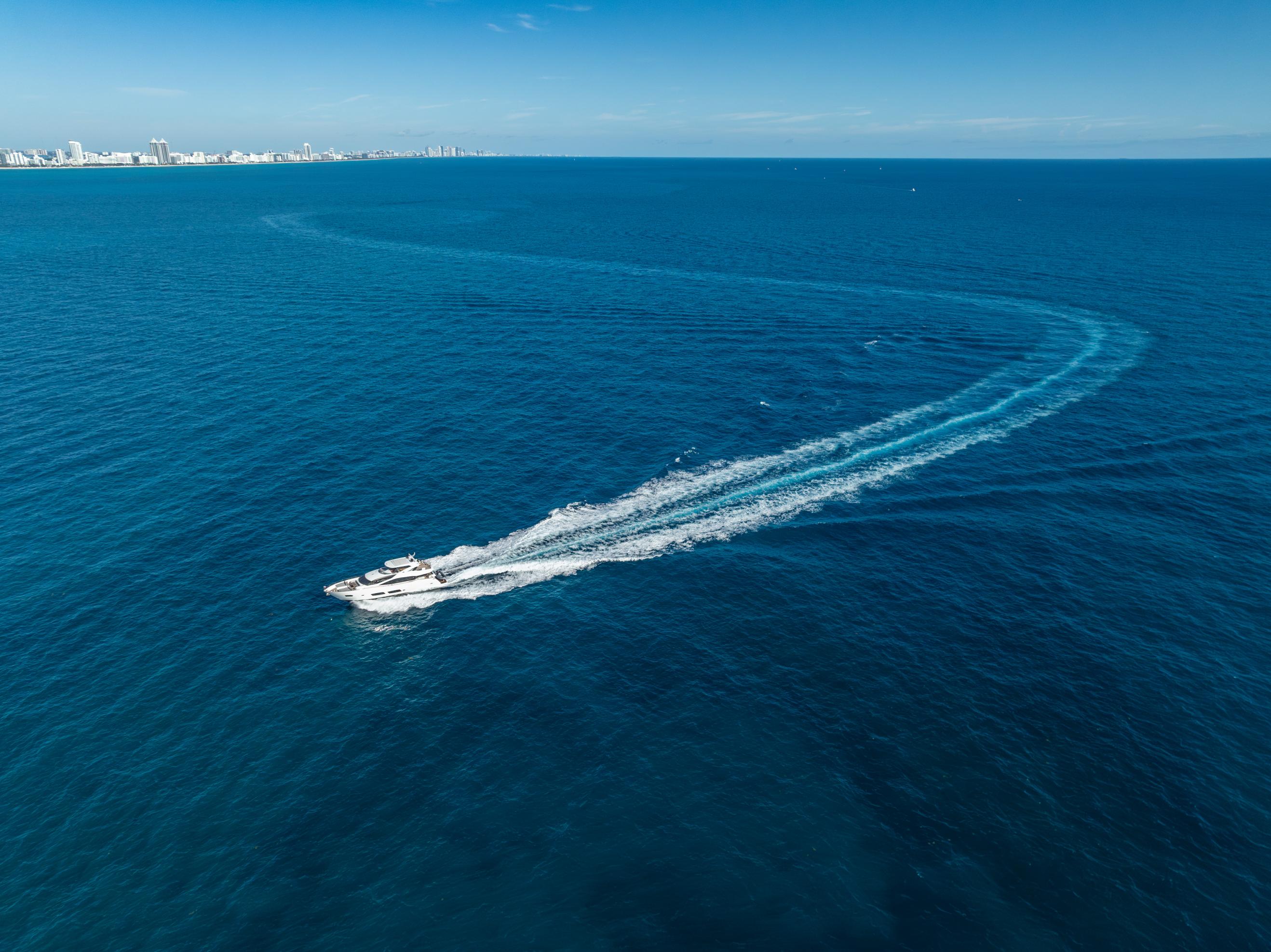 96FT Sunseeker
