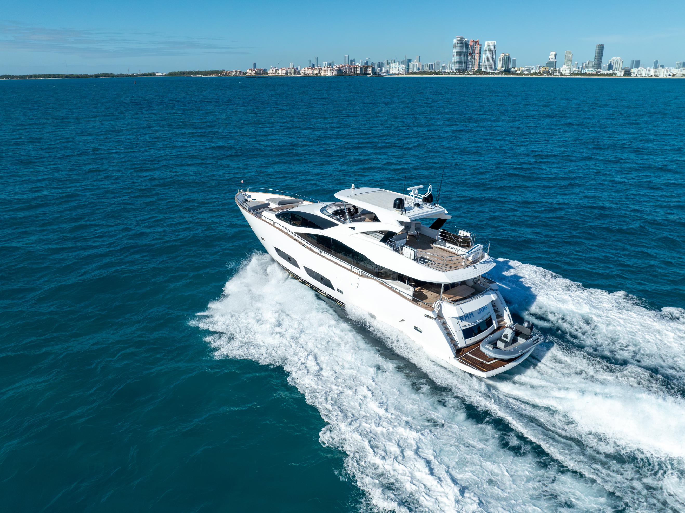 96FT Sunseeker