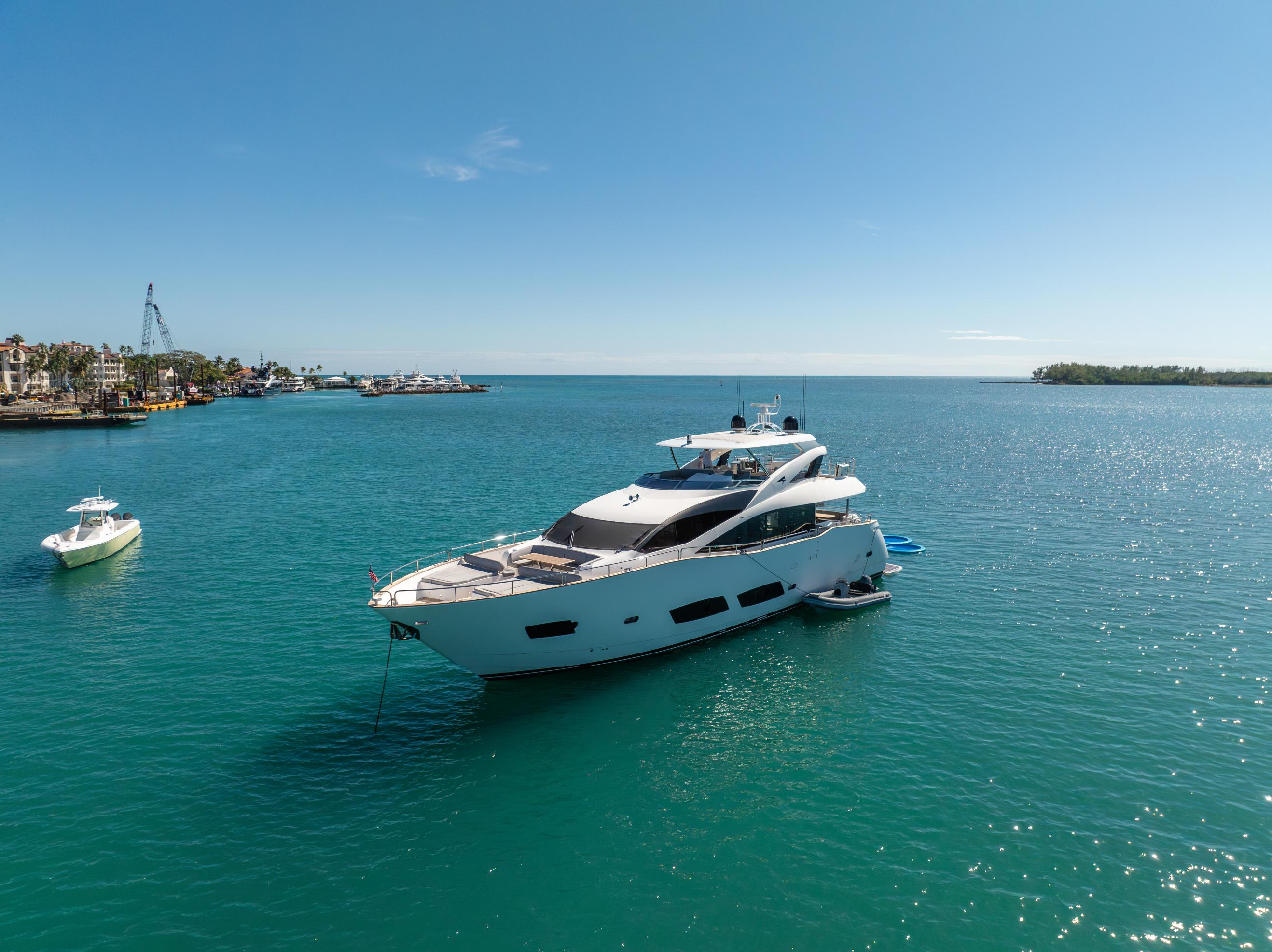 96FT Sunseeker