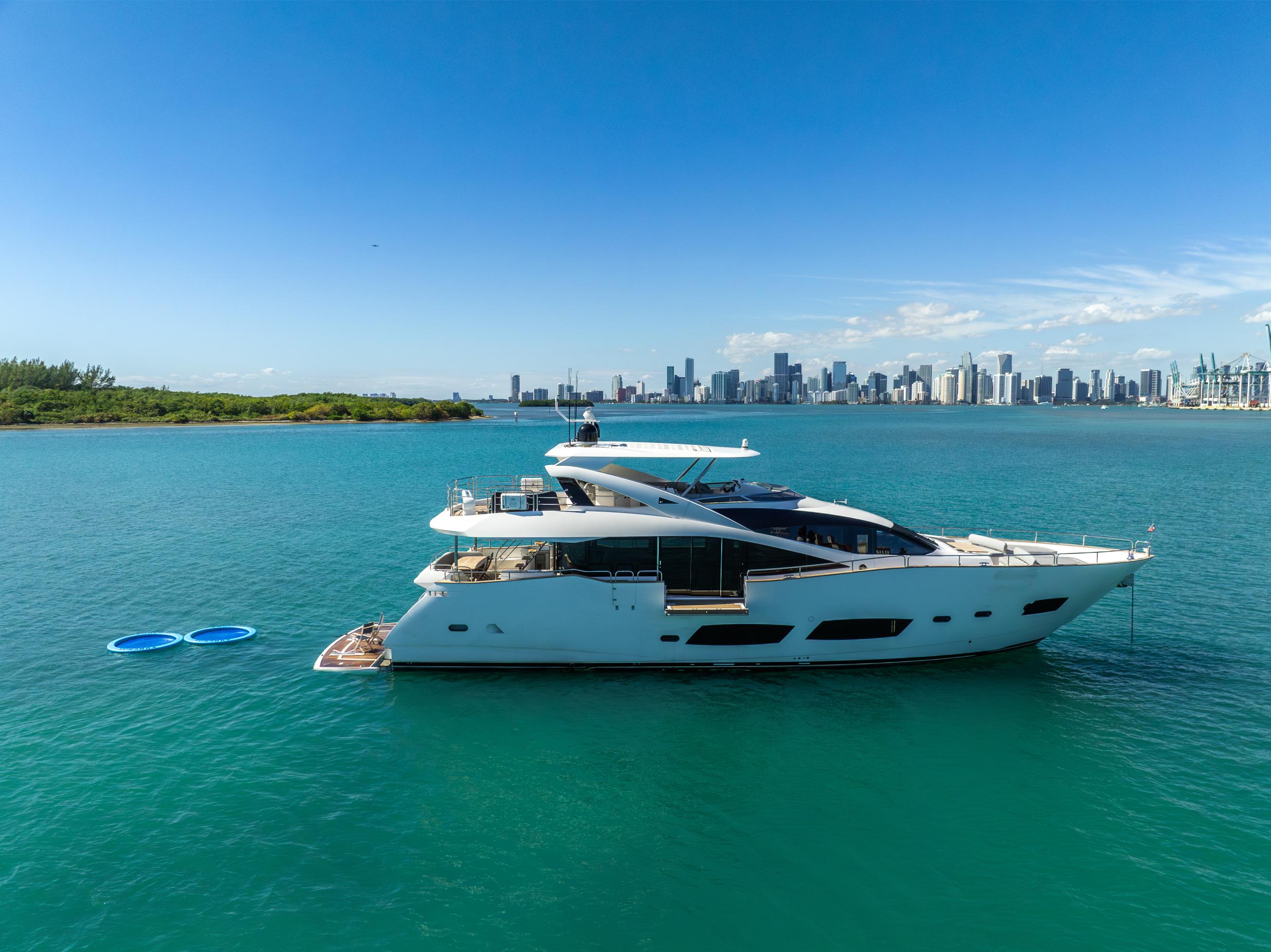 96FT Sunseeker