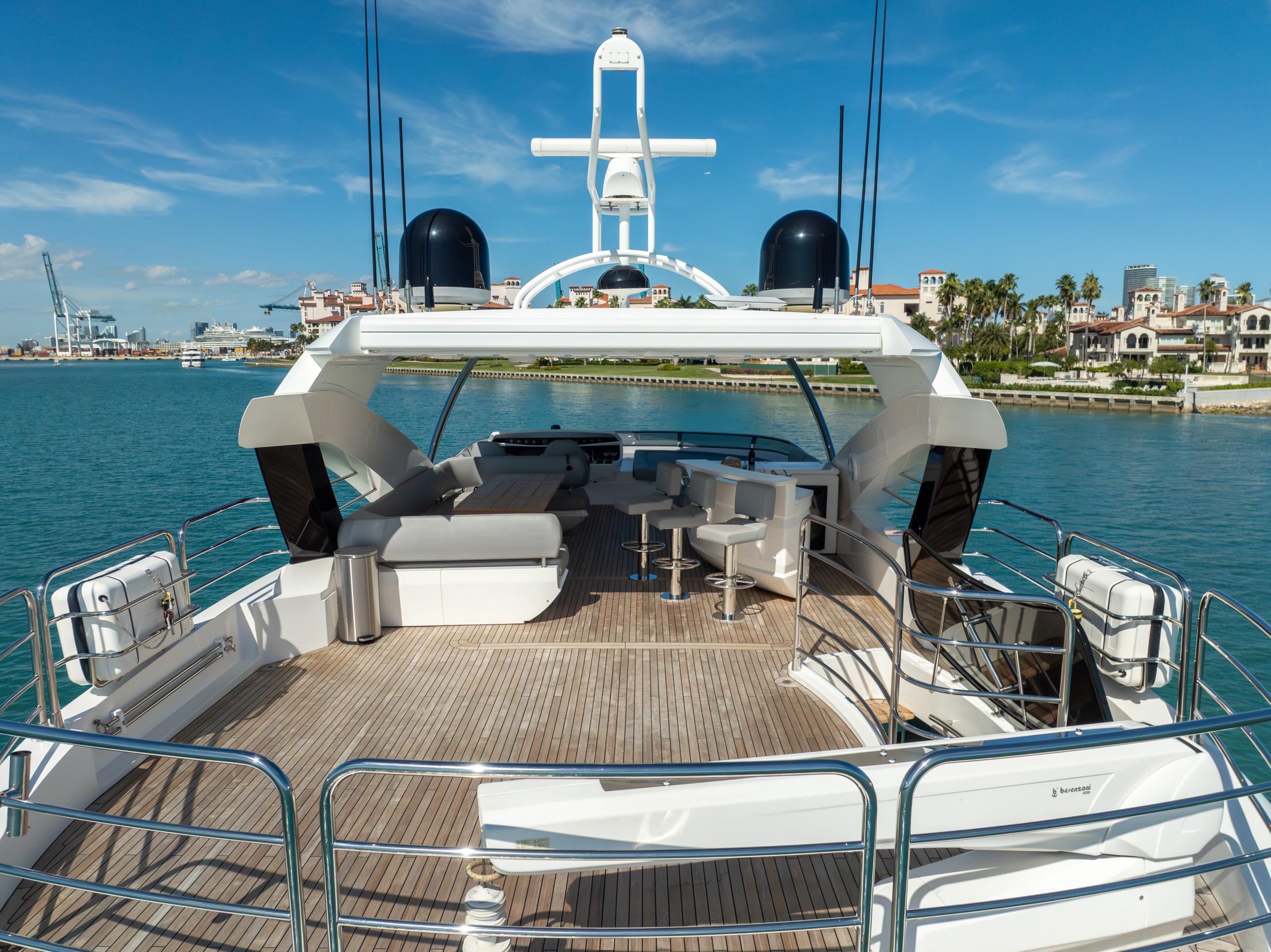 96FT Sunseeker