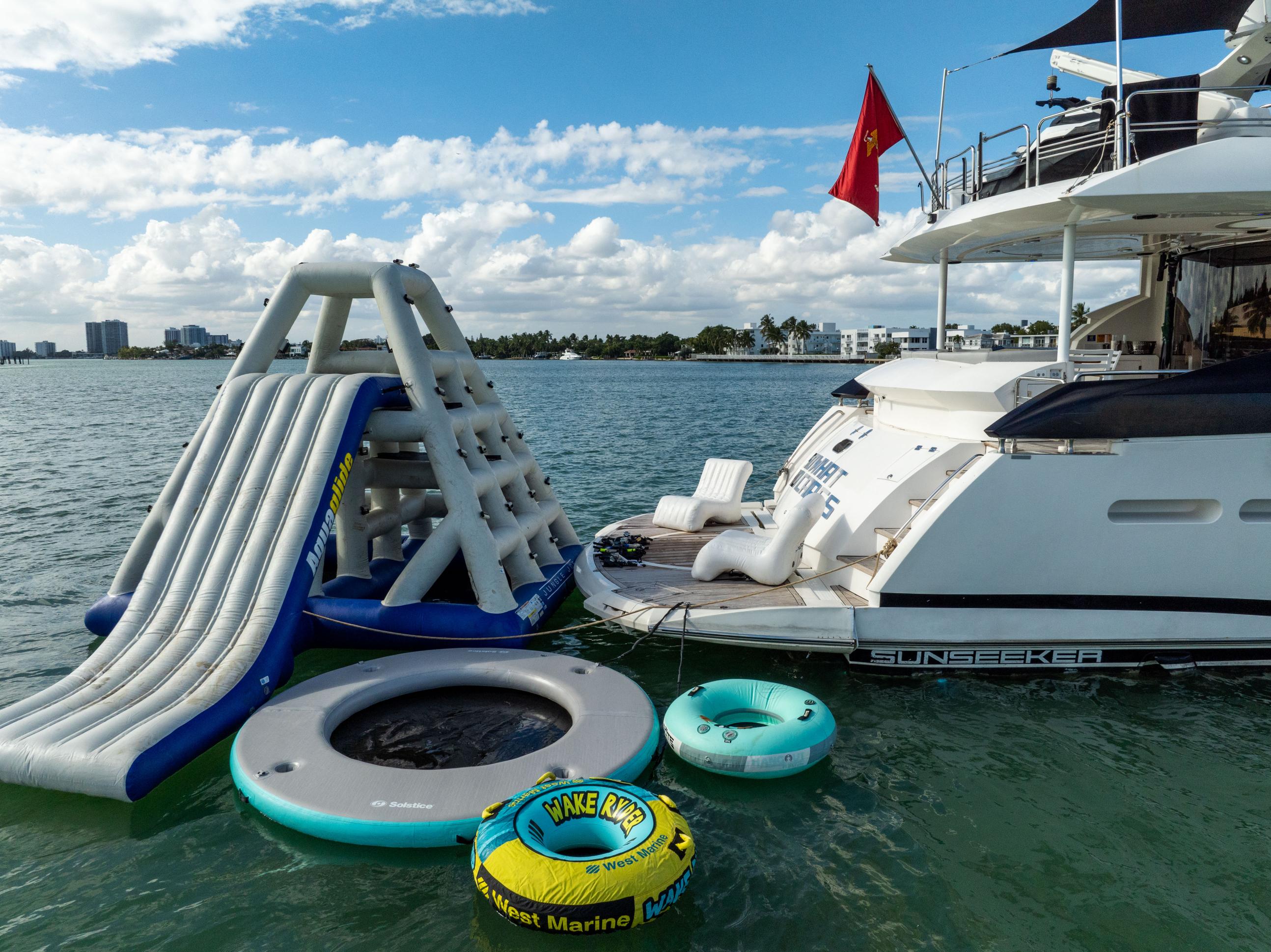 94FT Sunseeker SVWC (Jacuzzi)