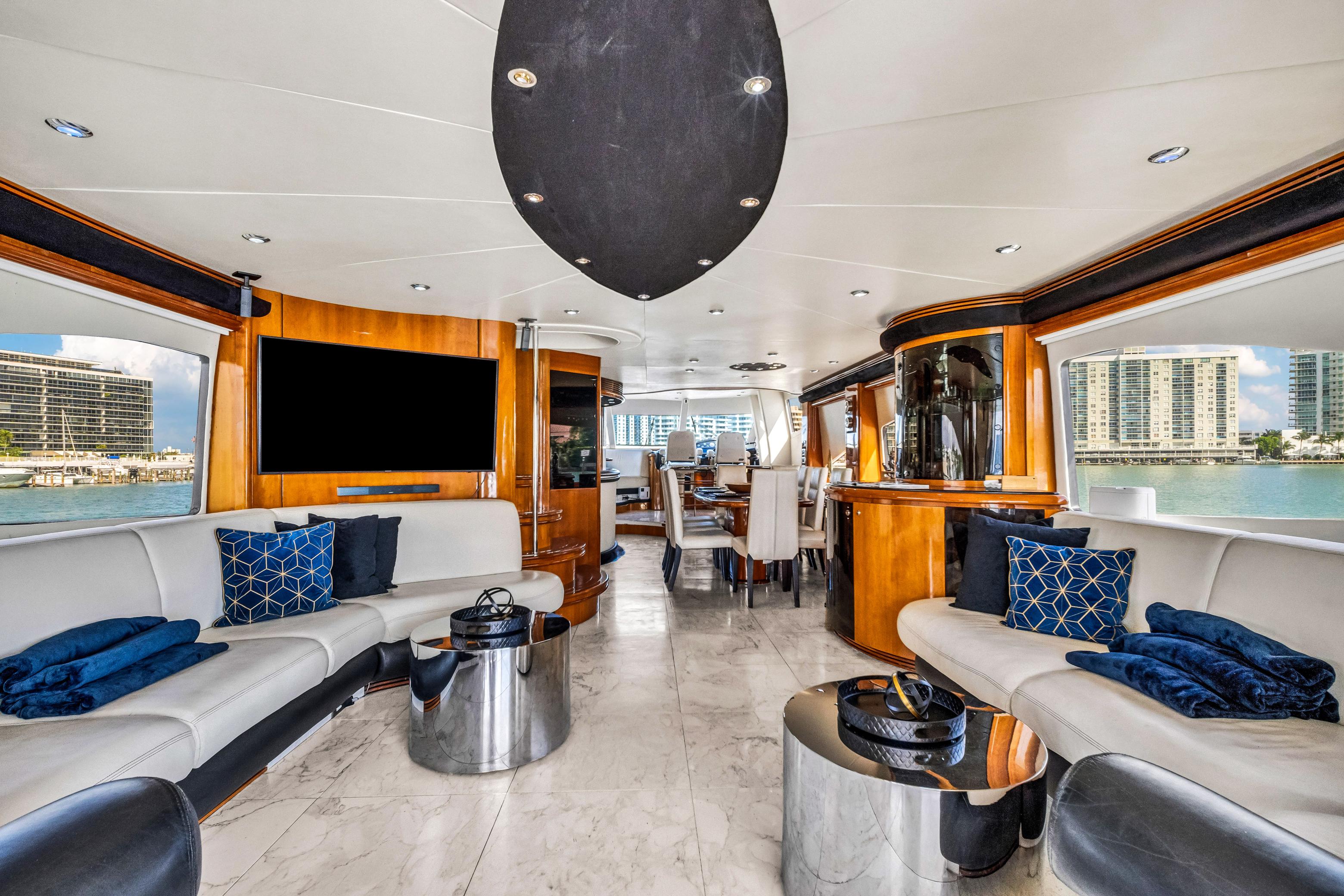 94FT Sunseeker SVWC (Jacuzzi)