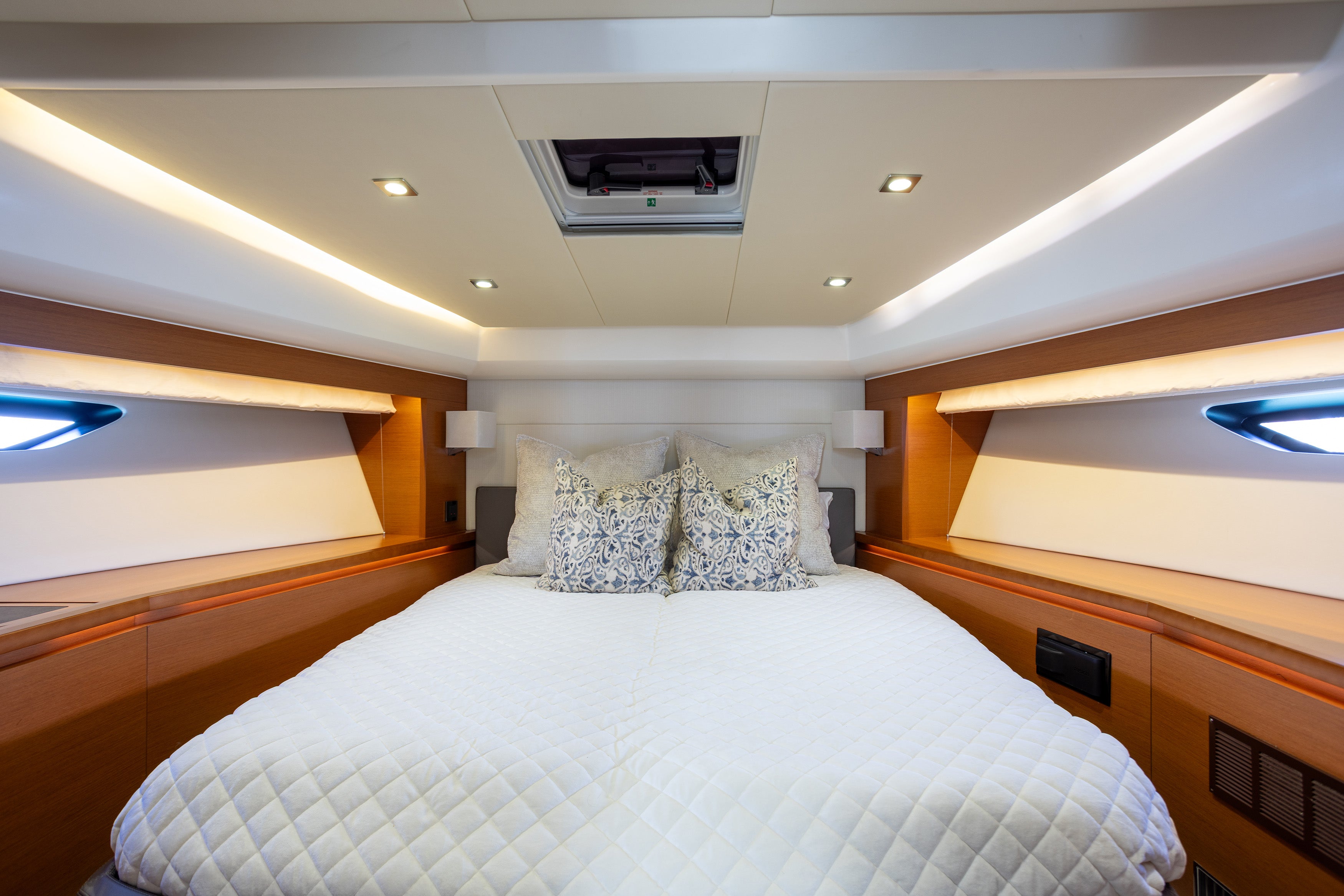 58FT Prestige