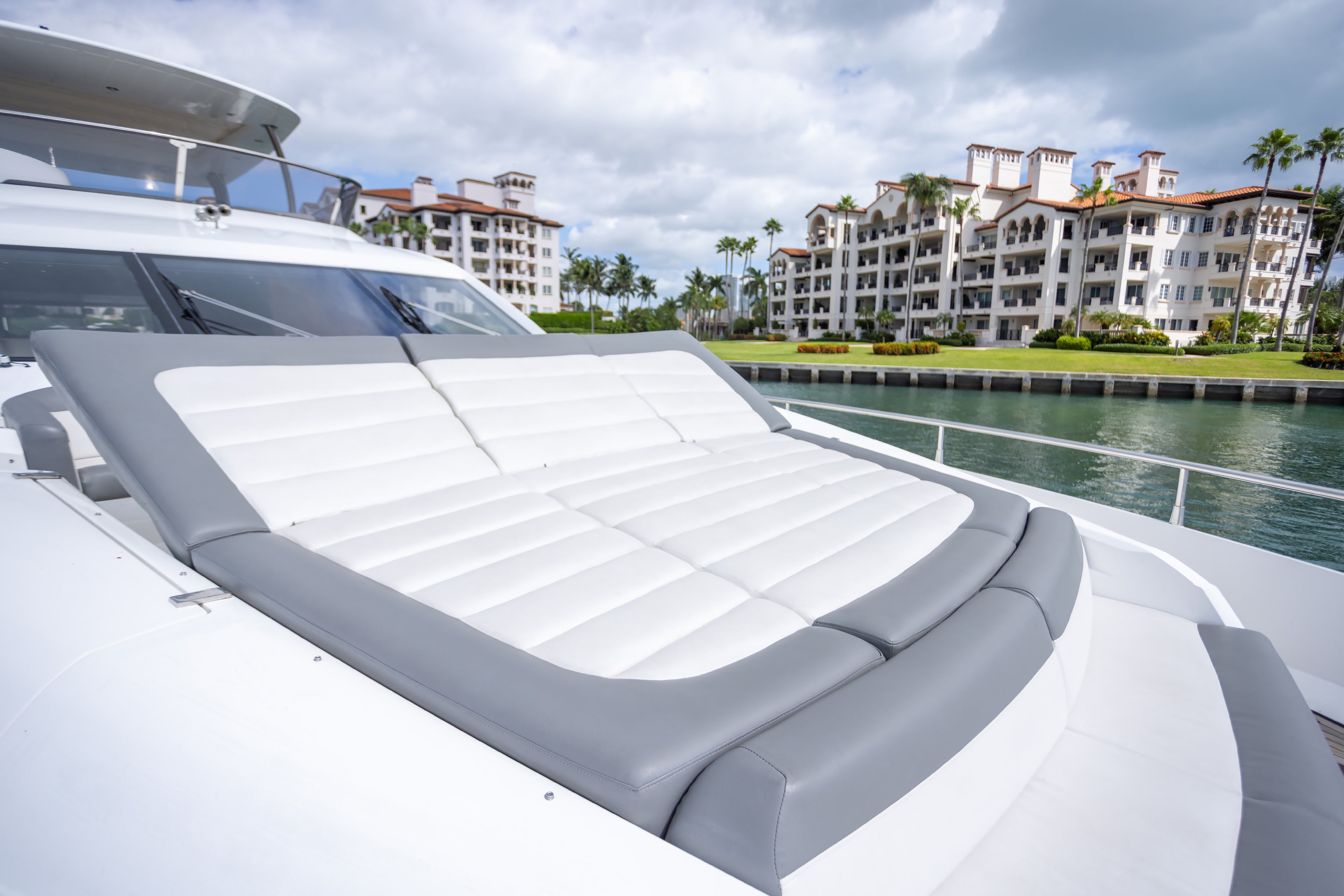 80FT Sunseeker SMU