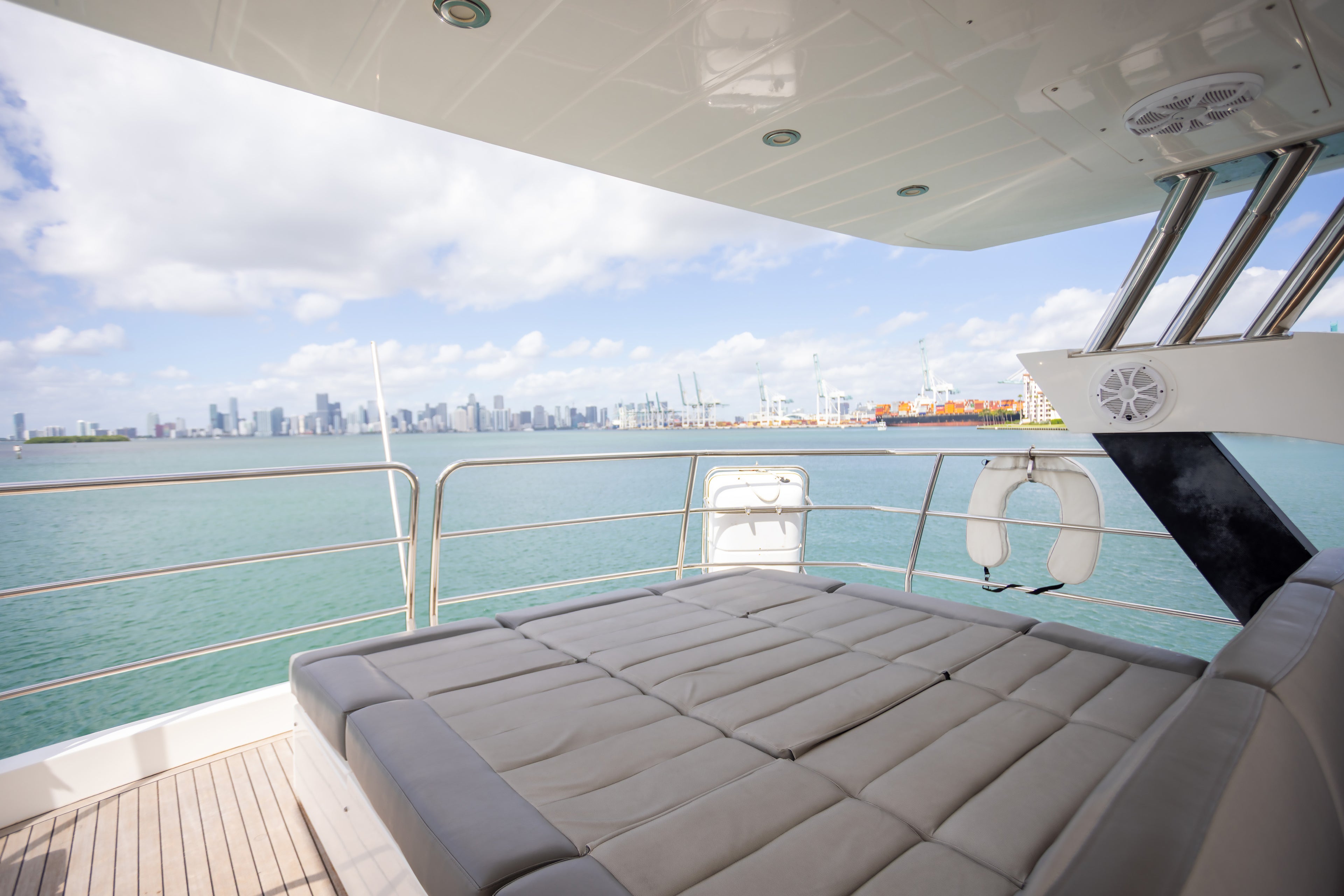 80FT Sunseeker SMU