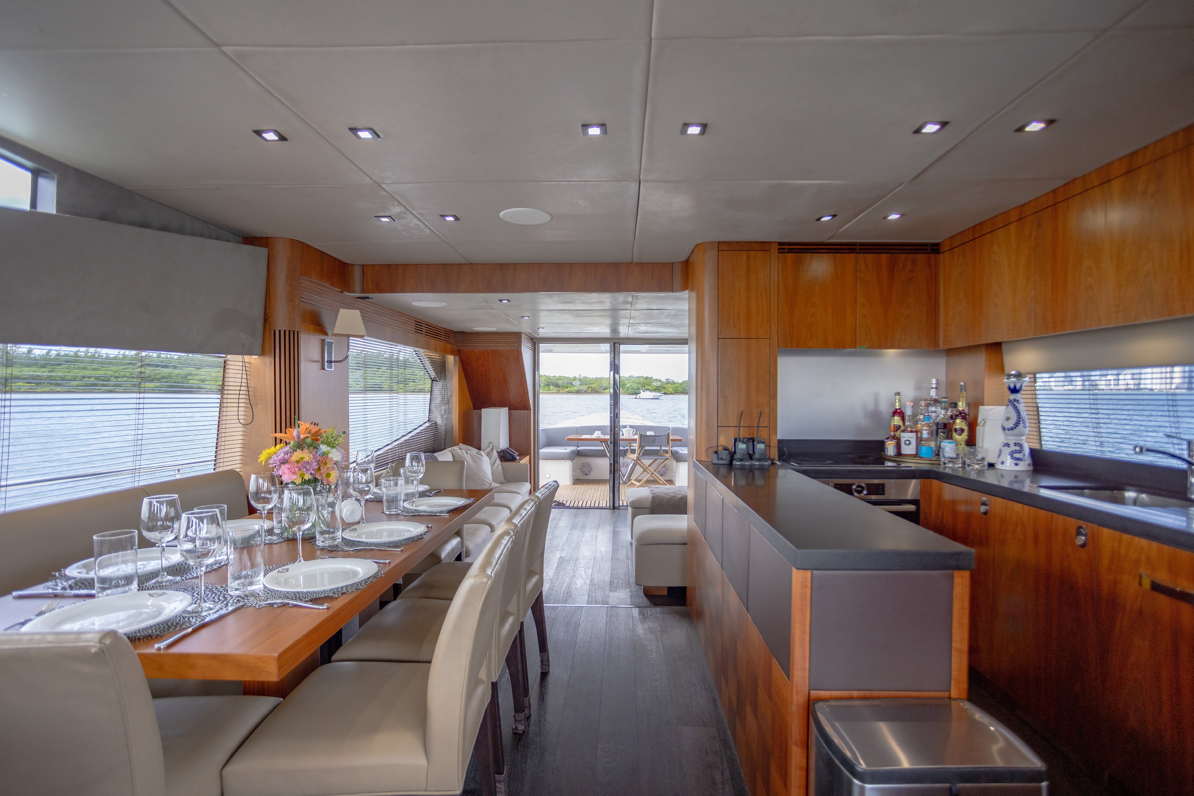 80FT Sunseeker SMU