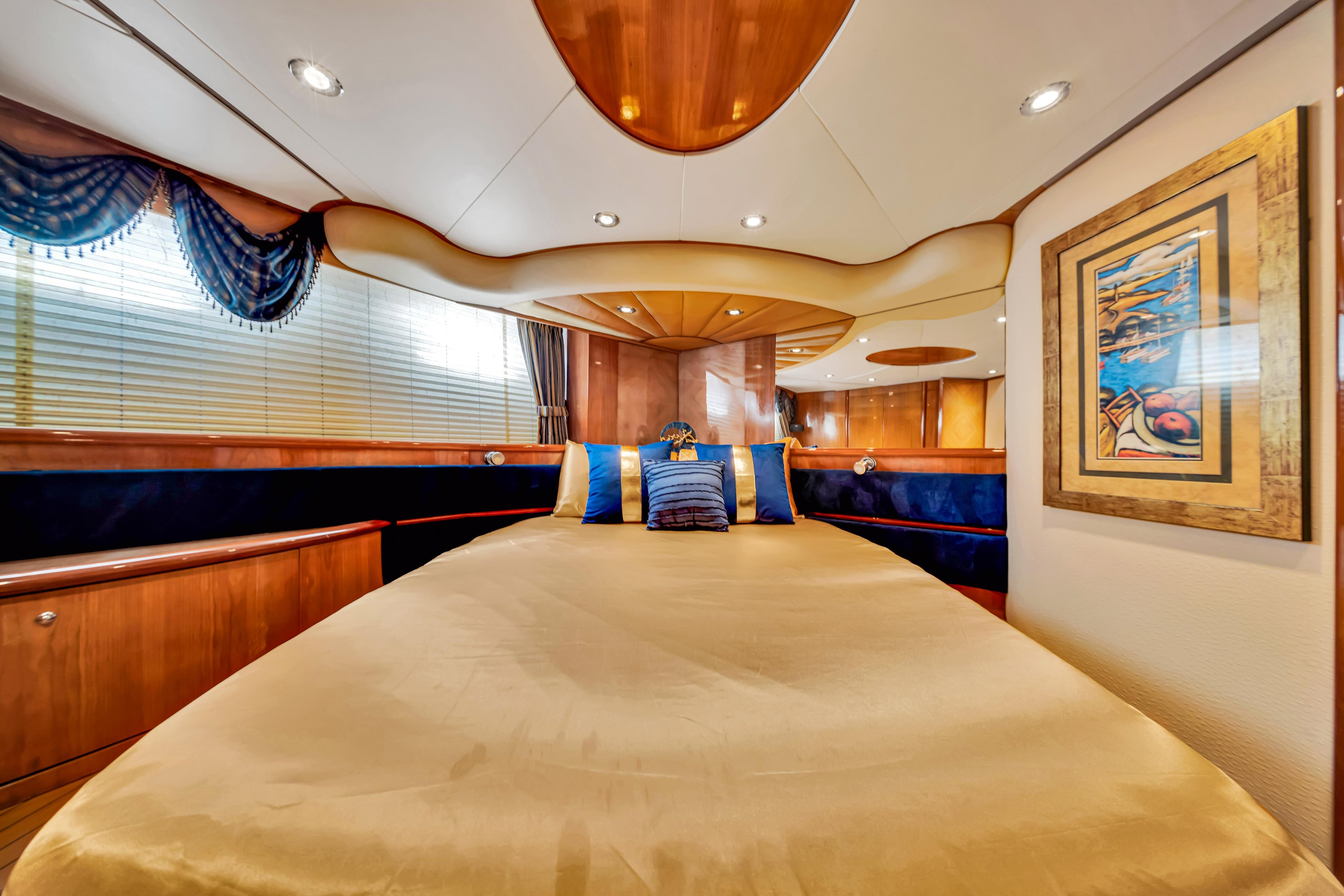 70FT Aicon