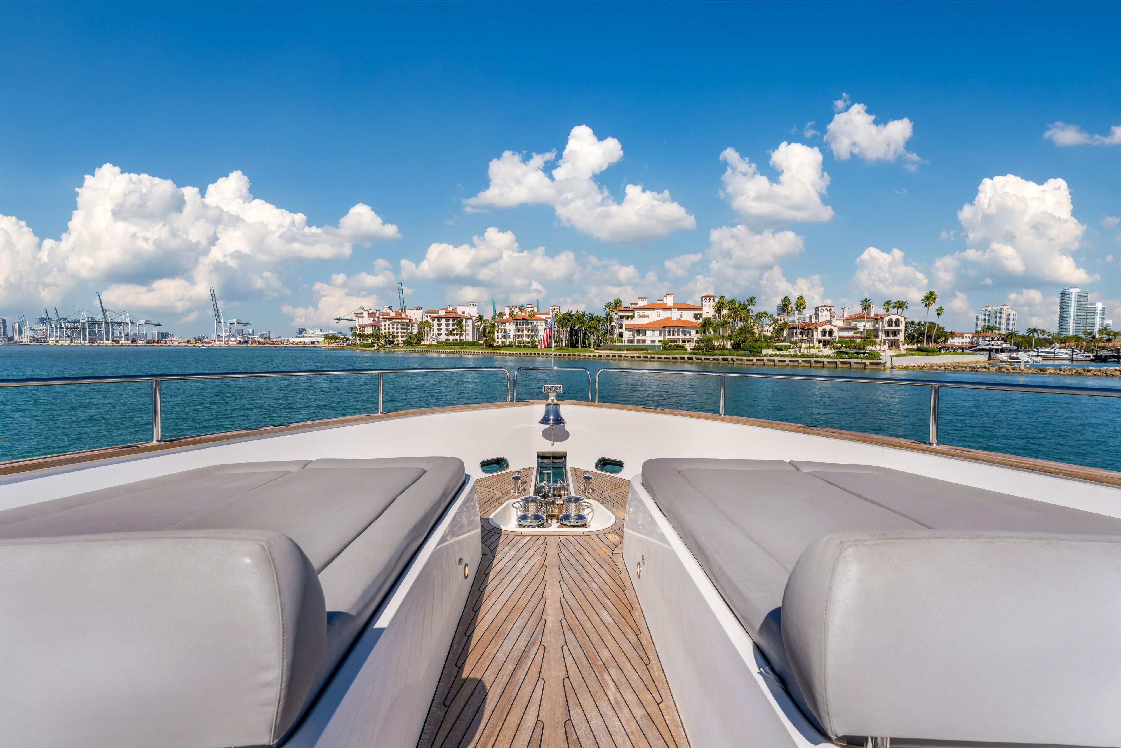 96FT Sunseeker