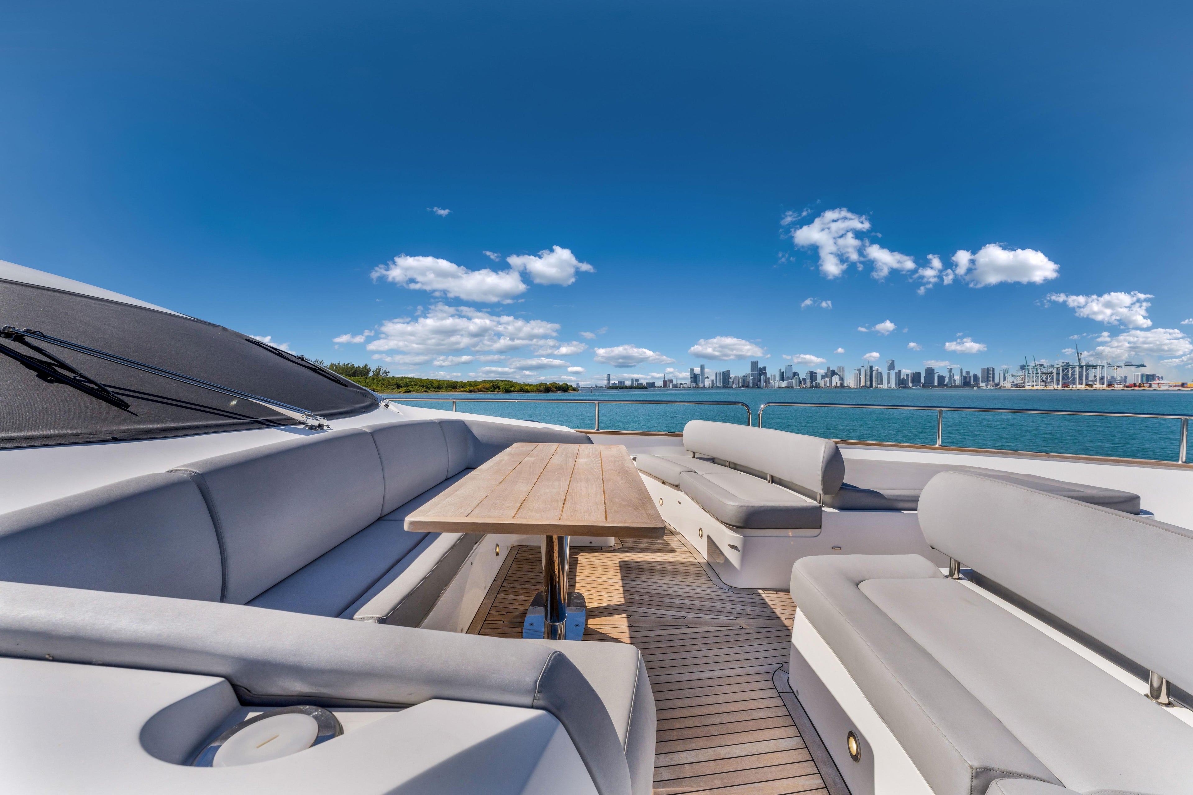 96FT Sunseeker