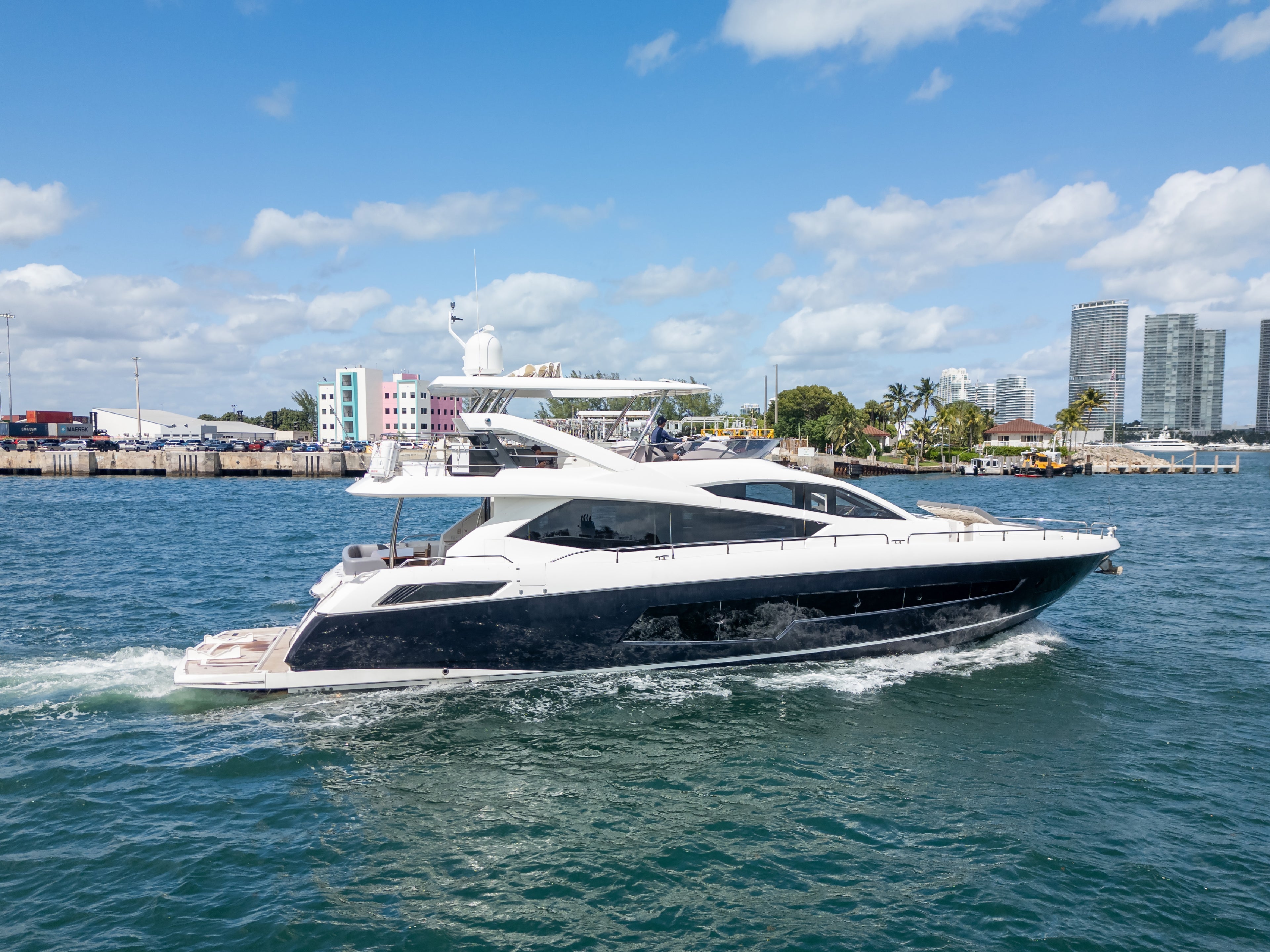 80FT Sunseeker SMU