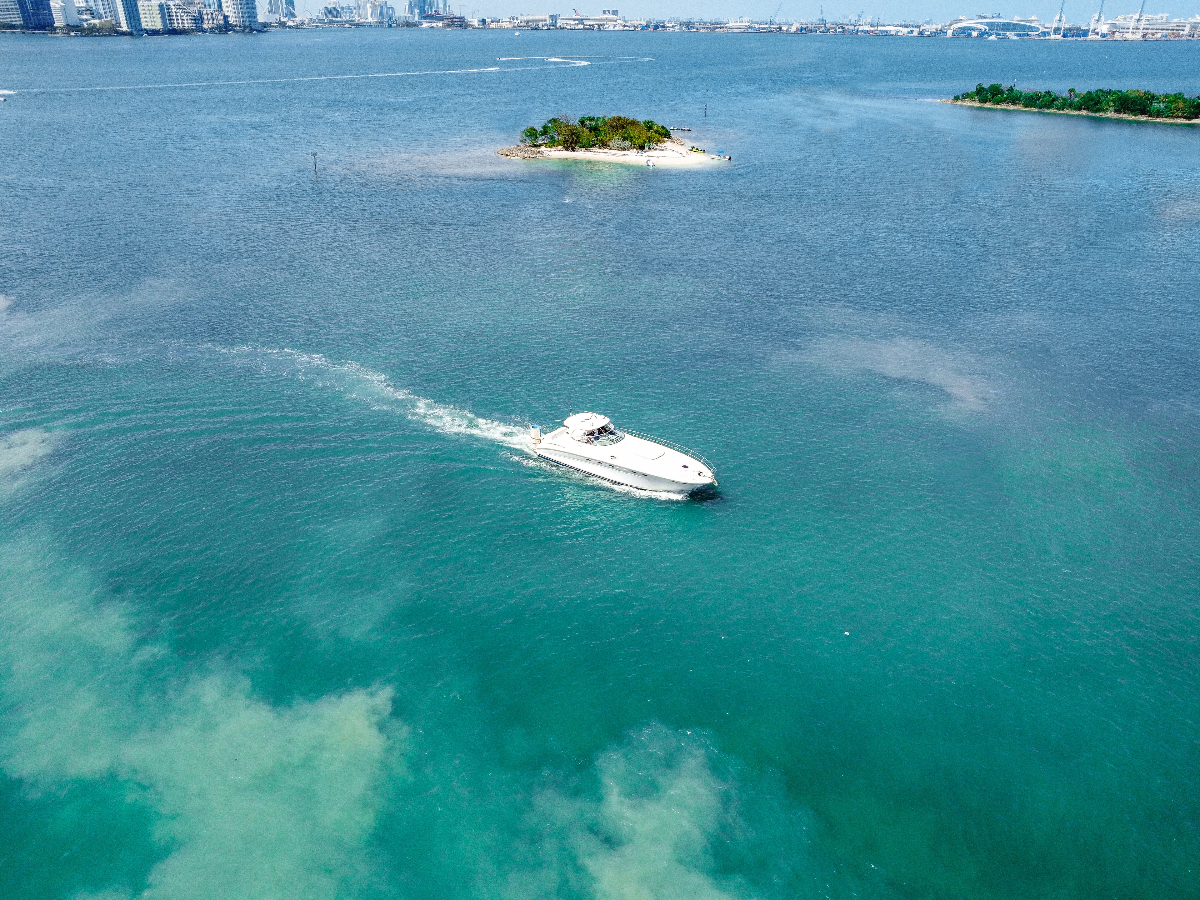 60 FT Sea Ray HK