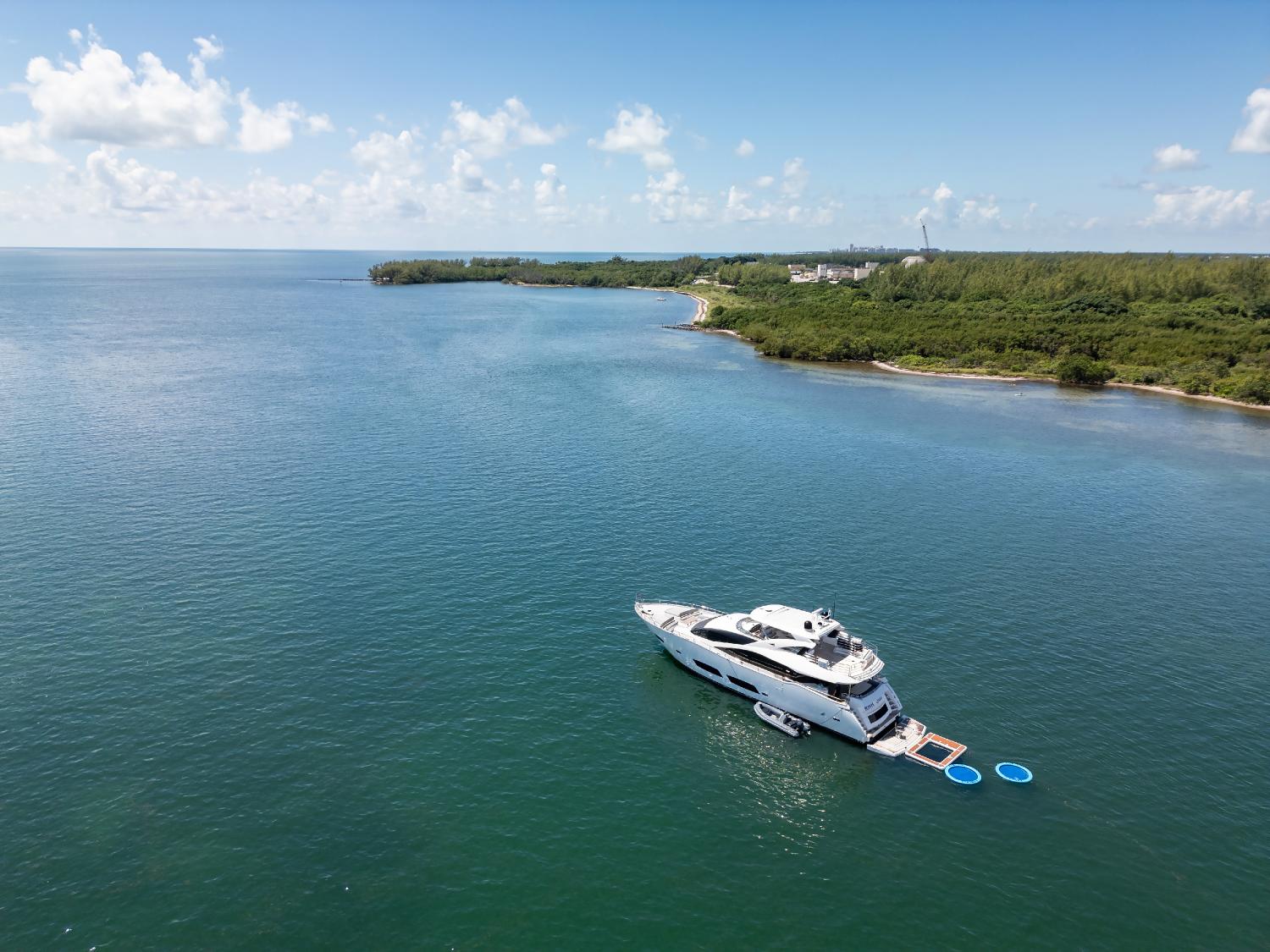 96FT Sunseeker