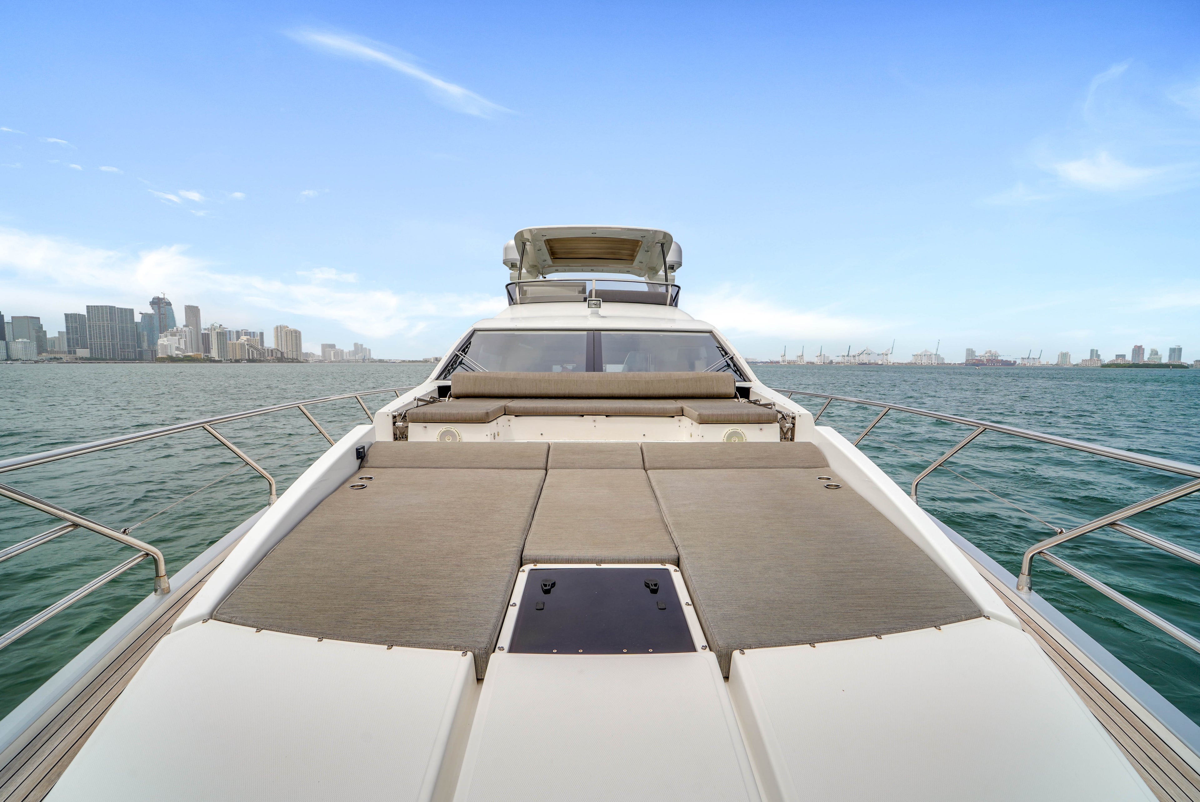 68ft Azimut