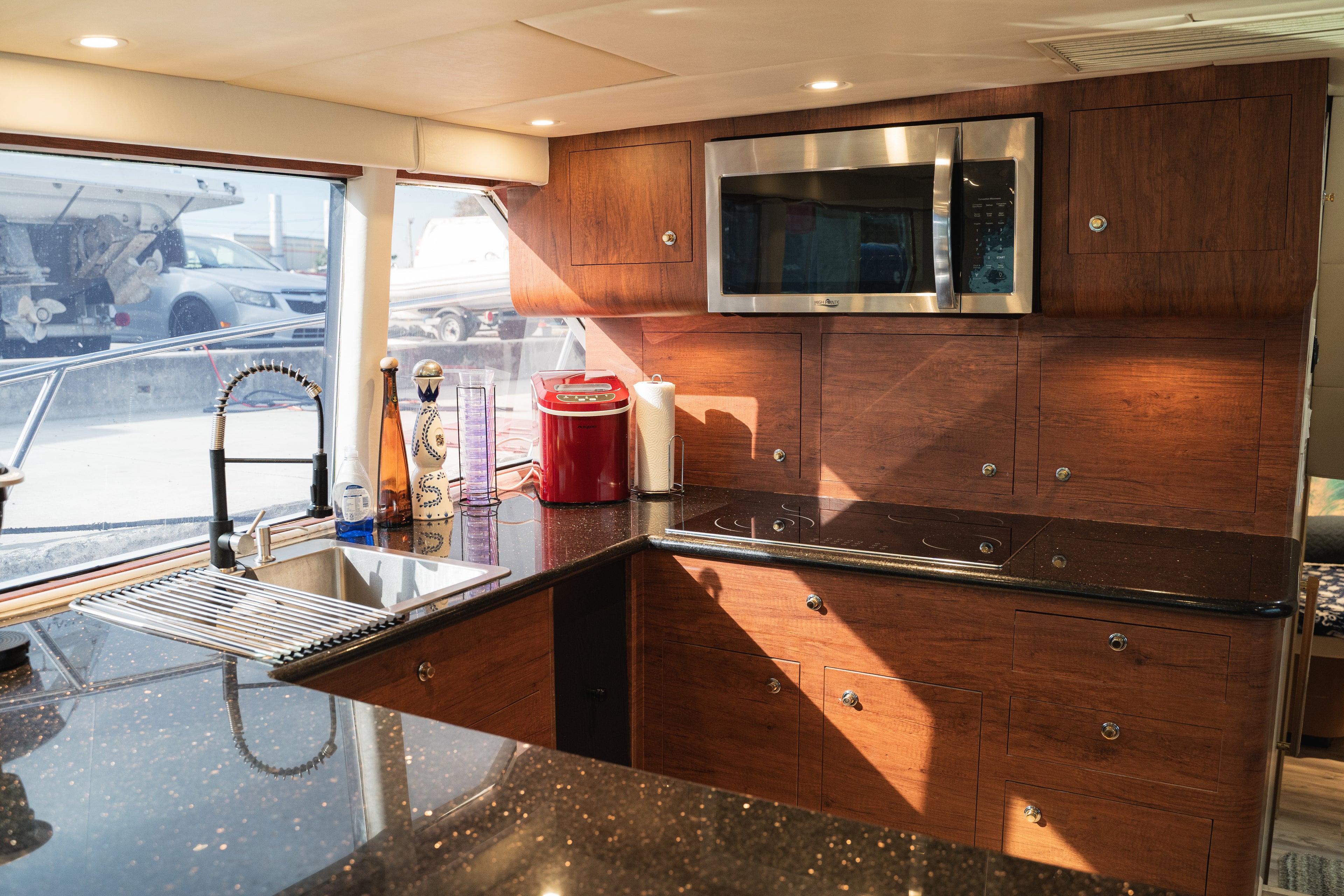 60FT Hatteras