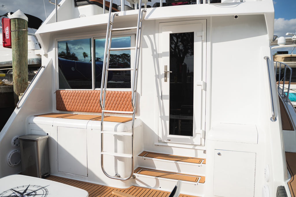 60FT Hatteras