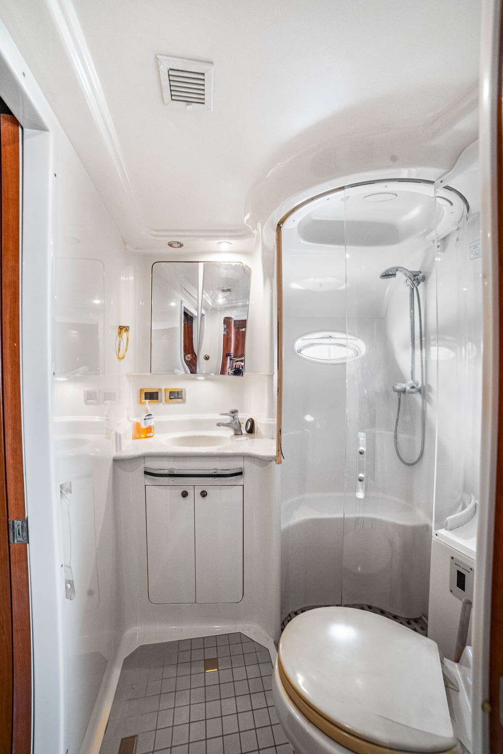 60 FT Sea Ray HK