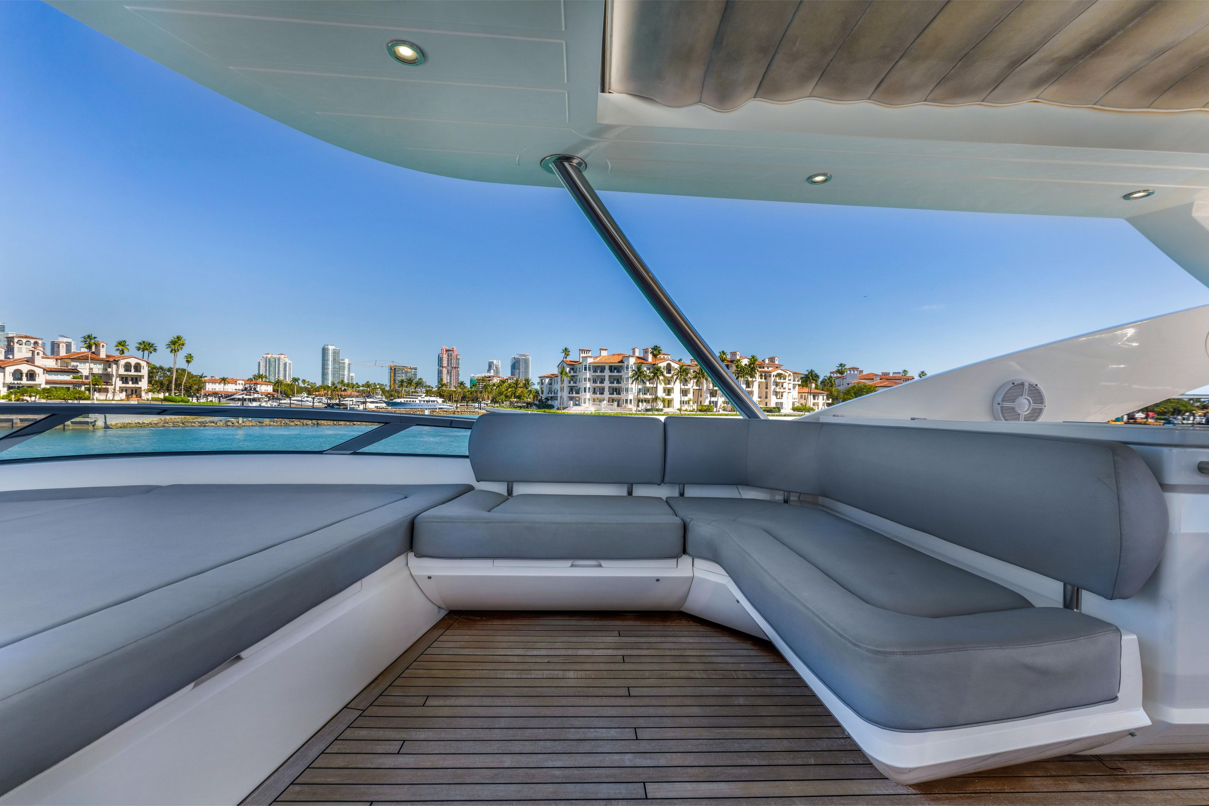 96FT Sunseeker
