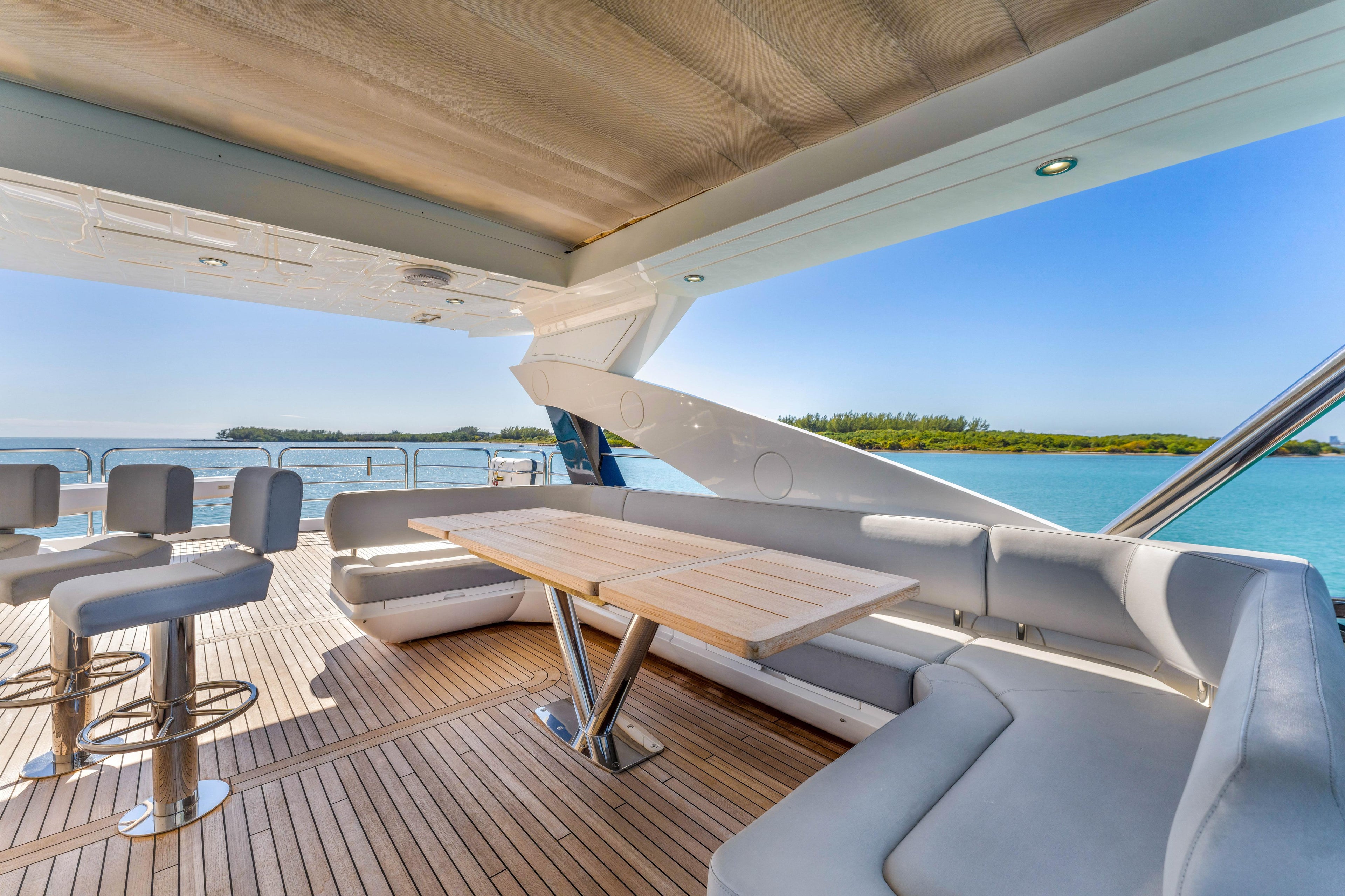 96FT Sunseeker
