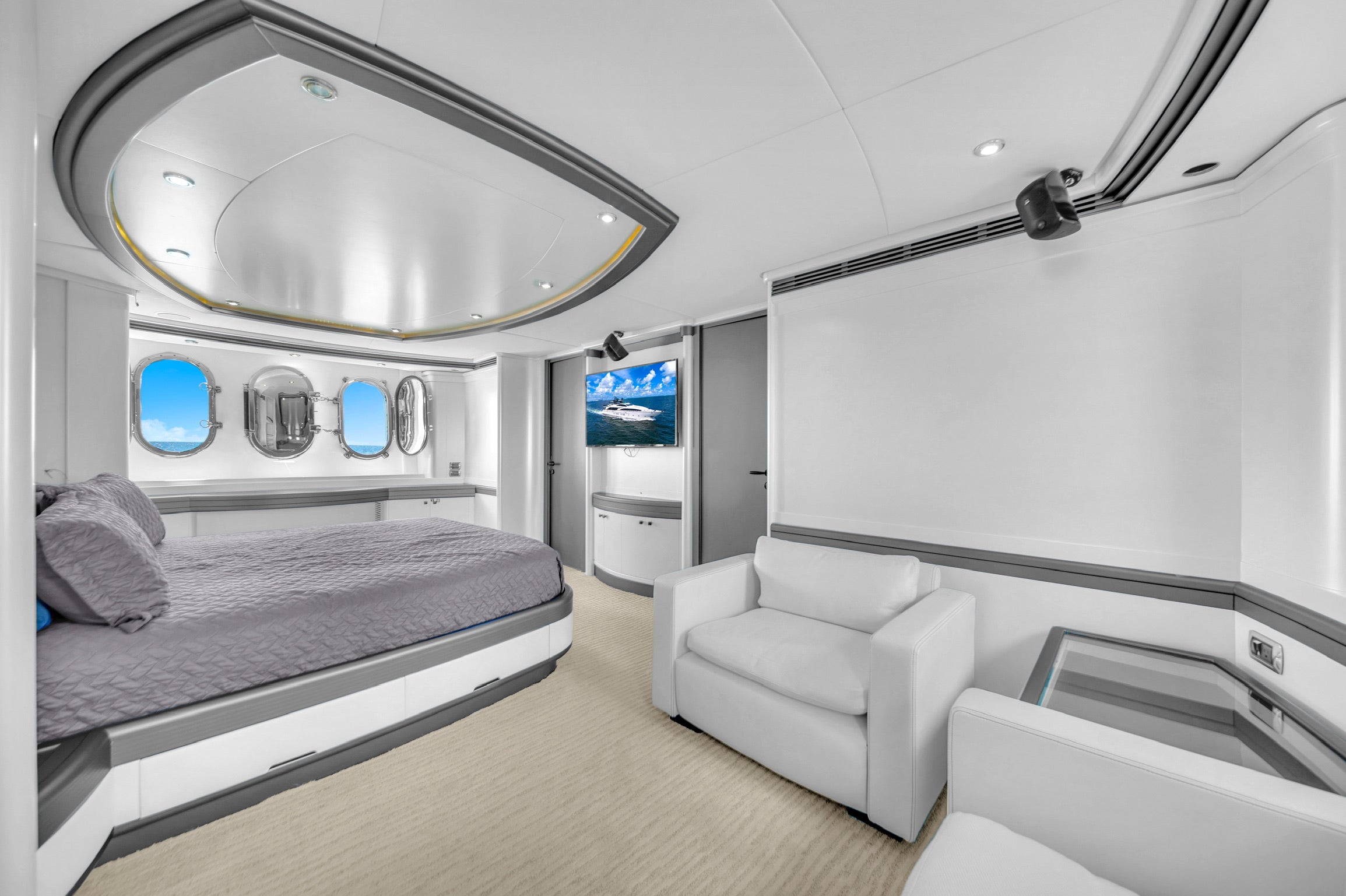 130FT Azimut / "Infinity"