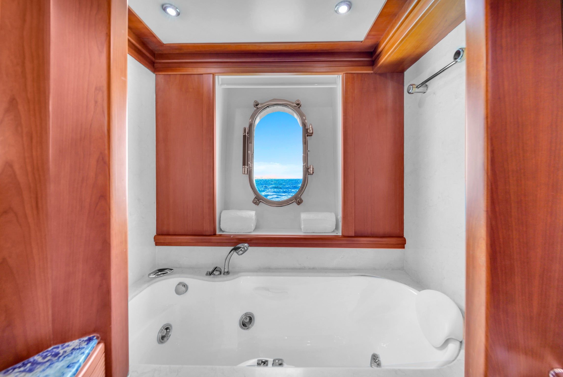 130FT Azimut / "Infinity"