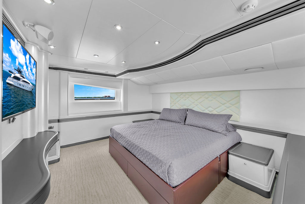 130FT Azimut / "Infinity"