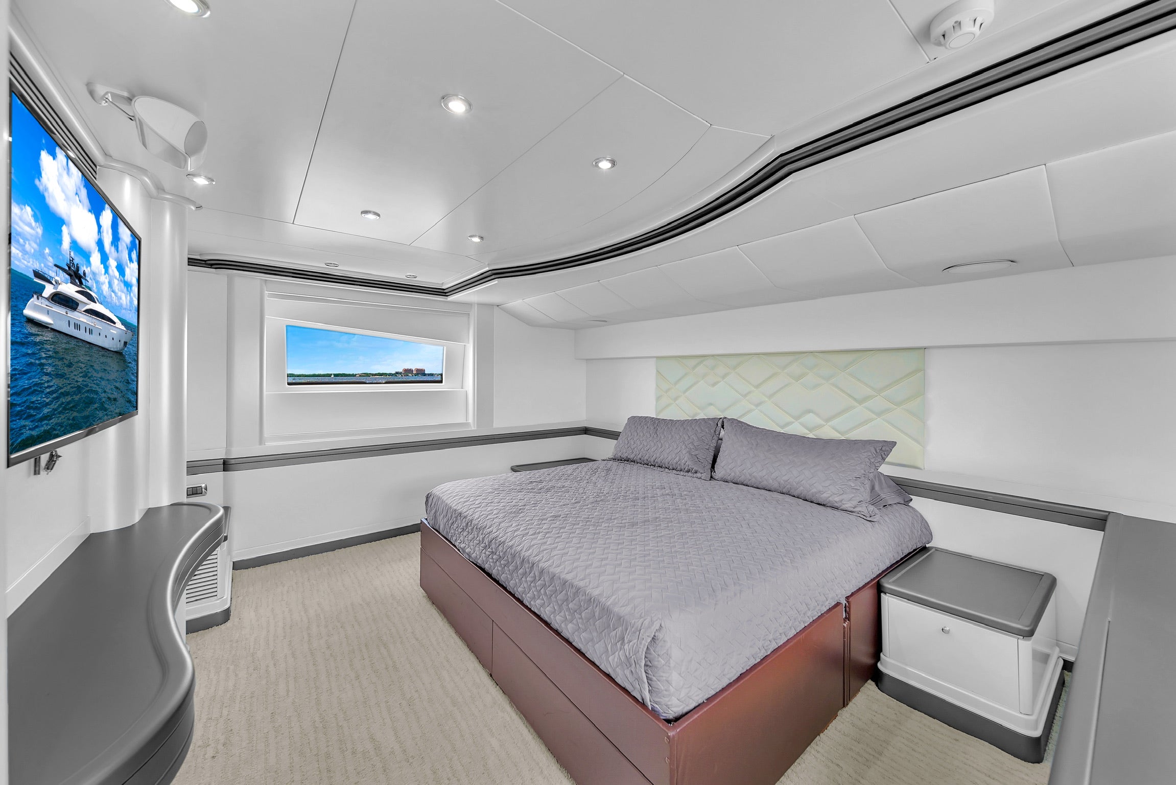 130FT Azimut / "Infinity"