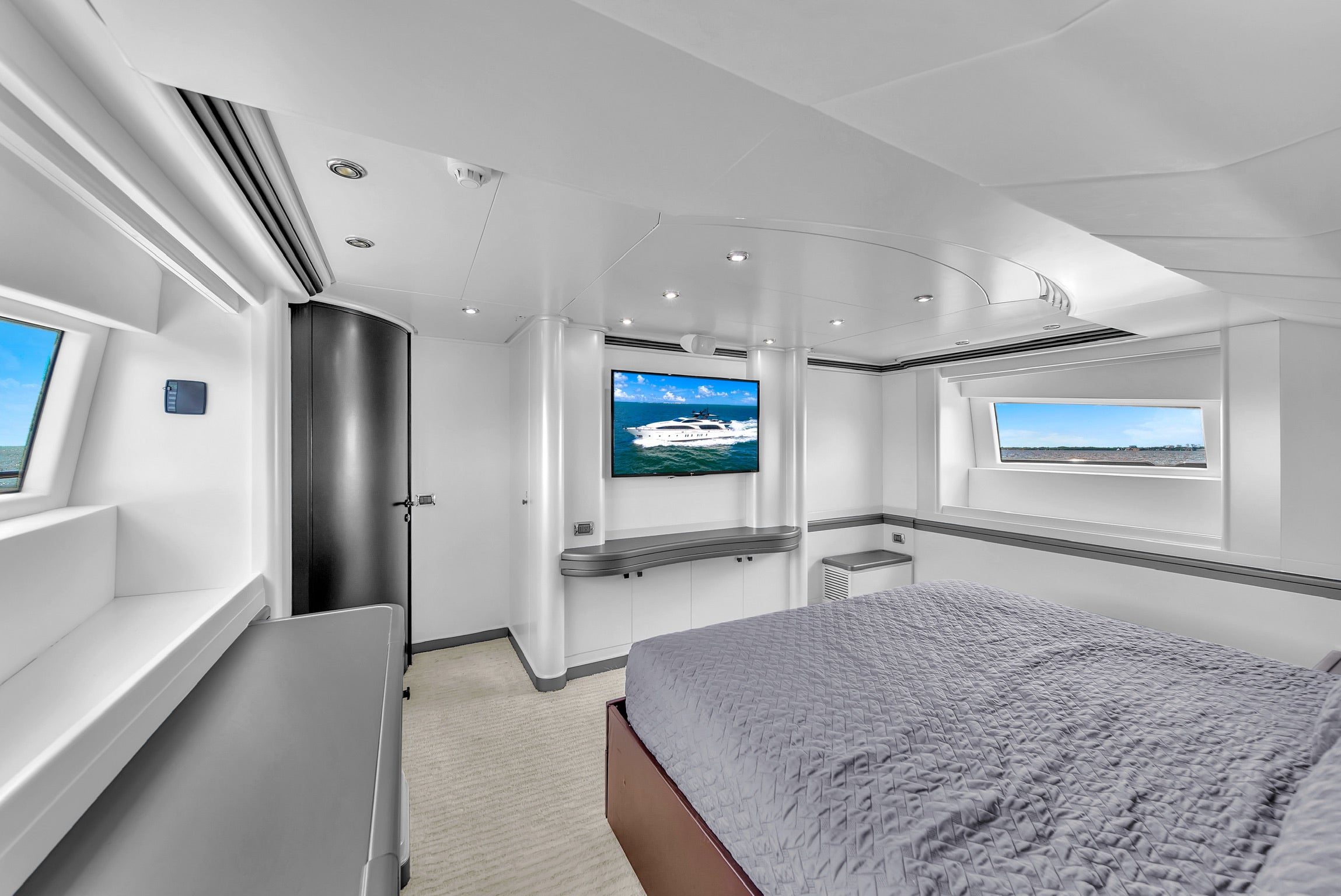 130FT Azimut / "Infinity"