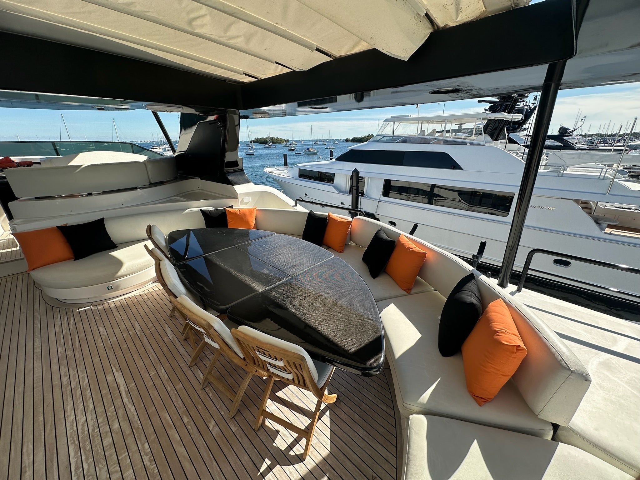 130FT Azimut / "Infinity"