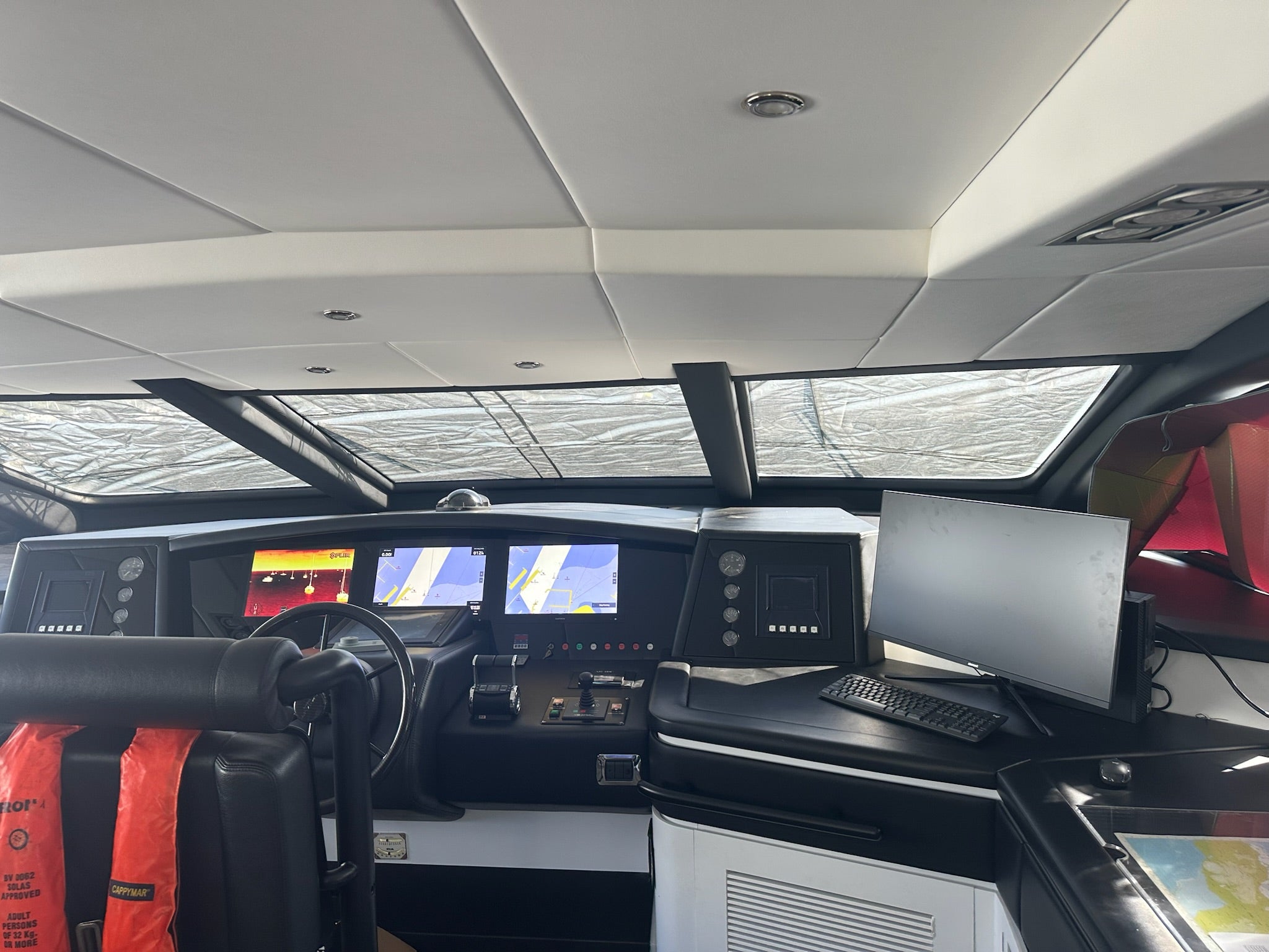 130FT Azimut / "Infinity"