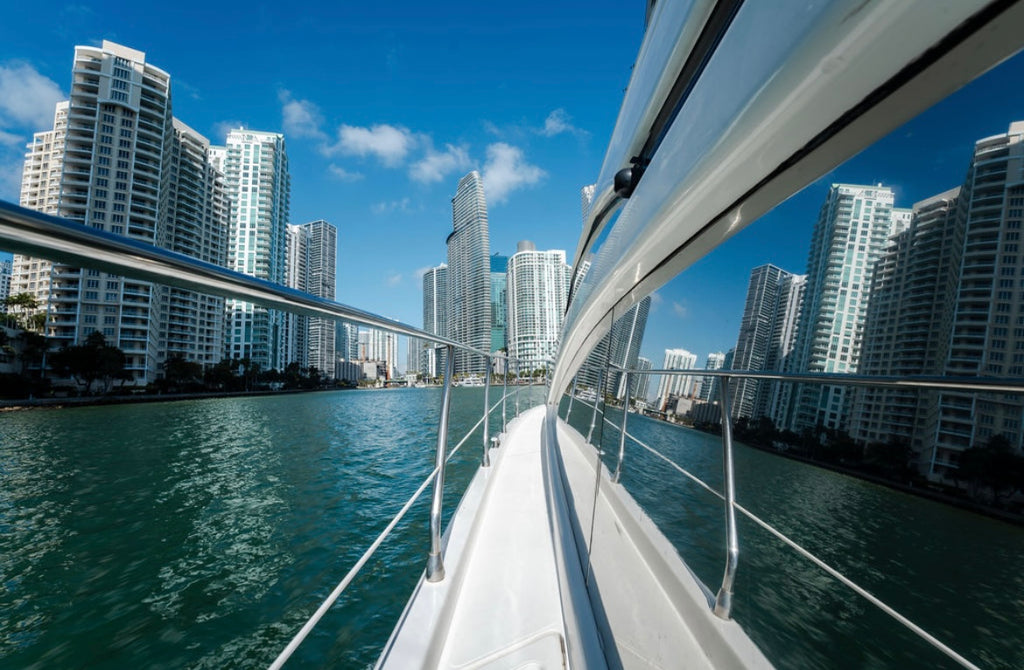 65ft Azimut R