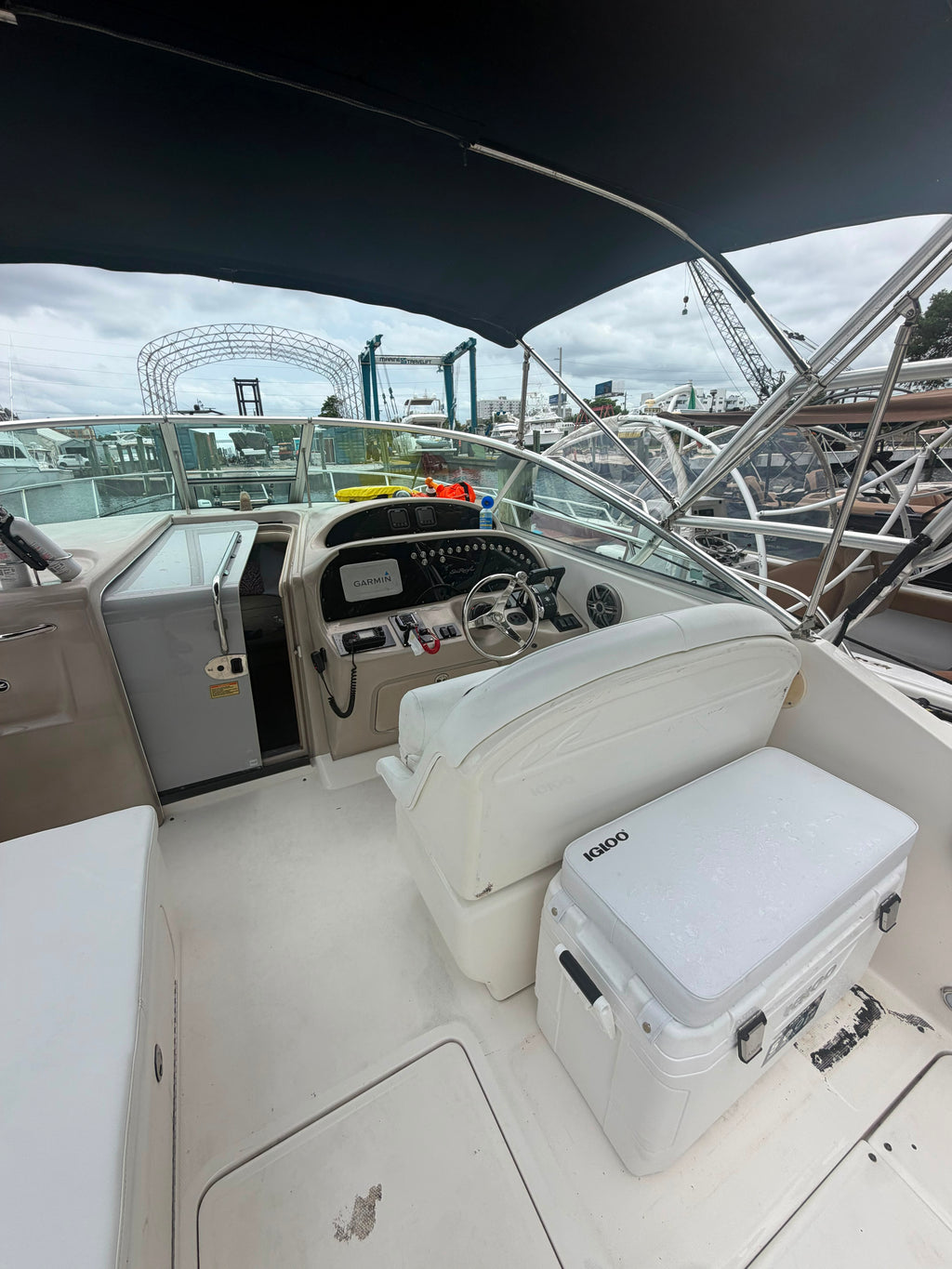 31FT Sea Ray