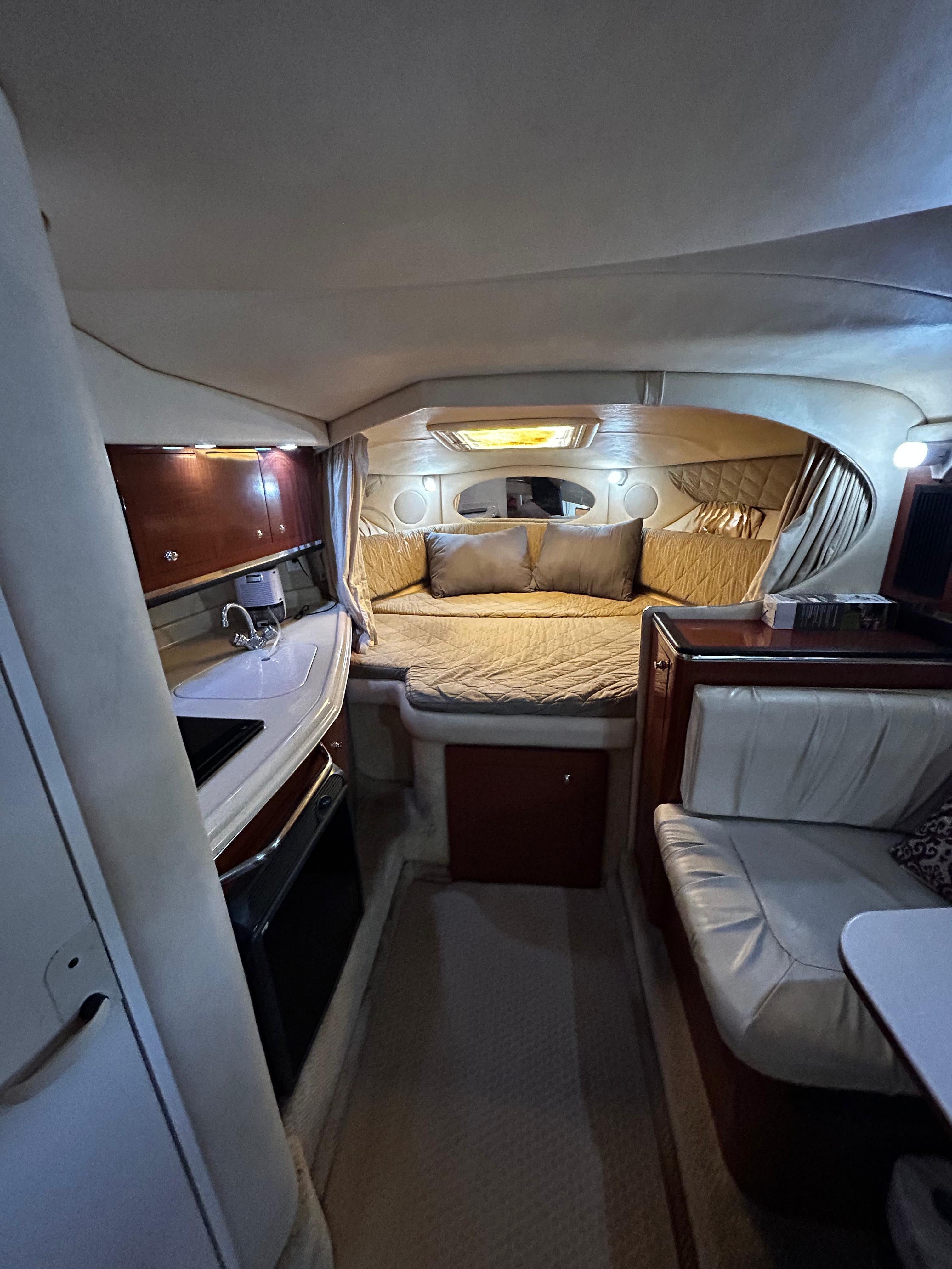 31FT Sea Ray