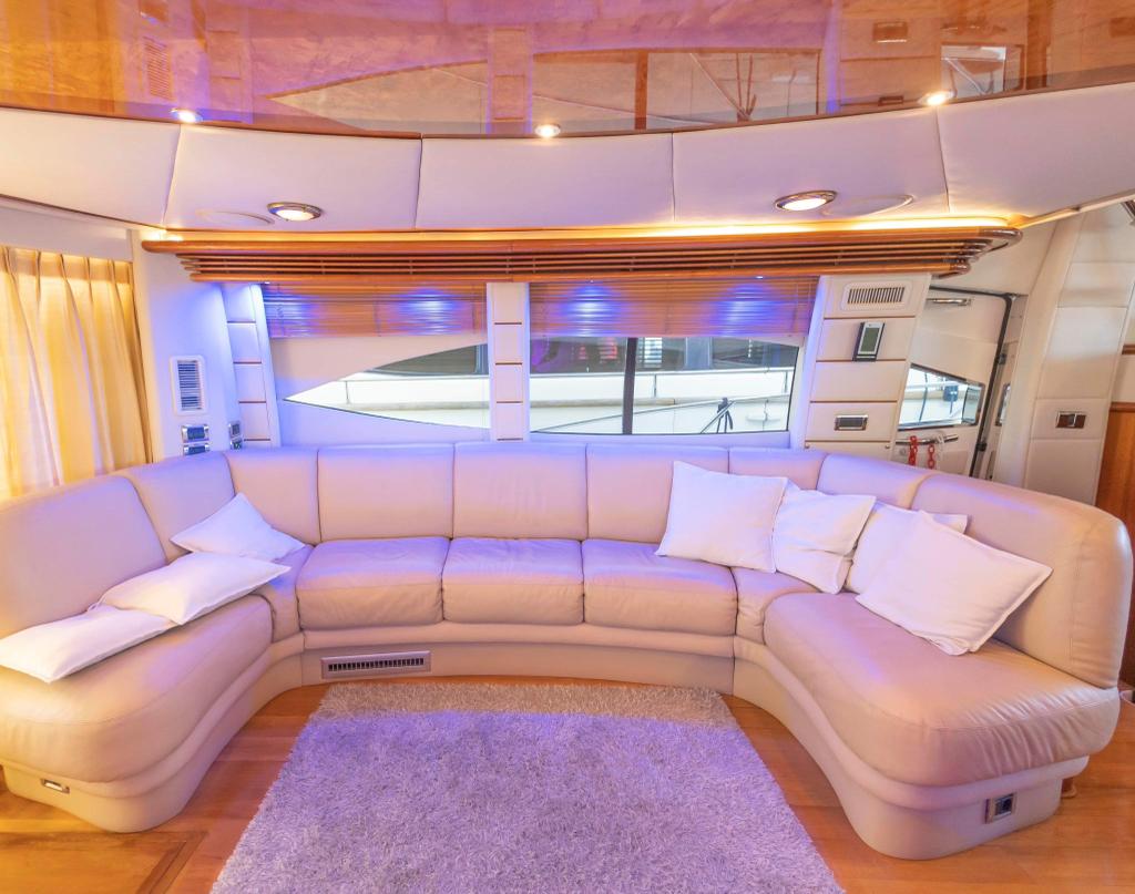 90FT Sunseeker