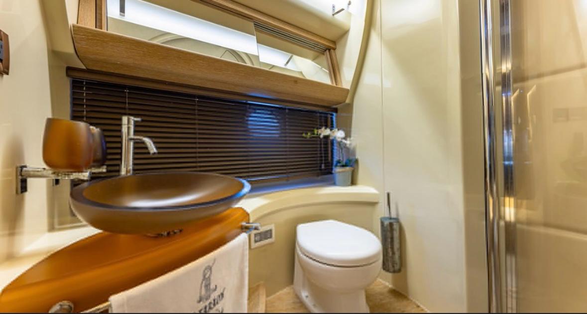 55FT Azimut Faravén
