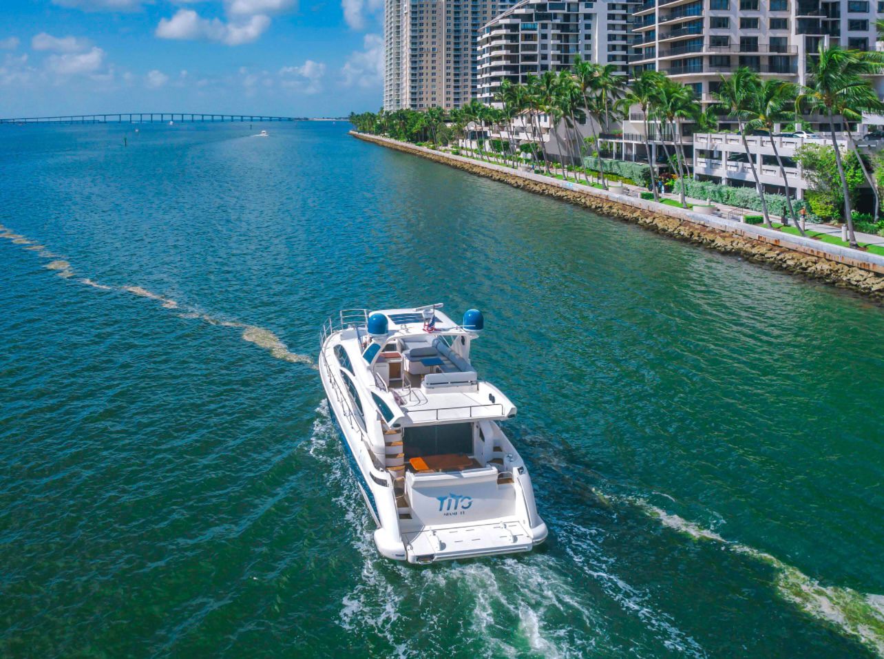 70FT Azimut T