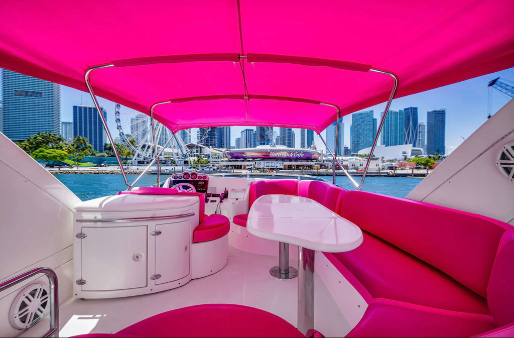 60 FT Azimut Pink