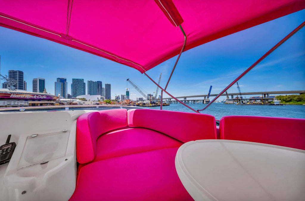 60 FT Azimut Pink