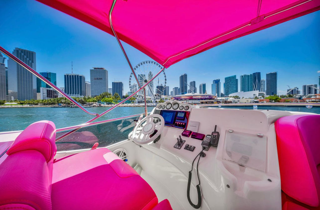 60 FT Azimut Pink