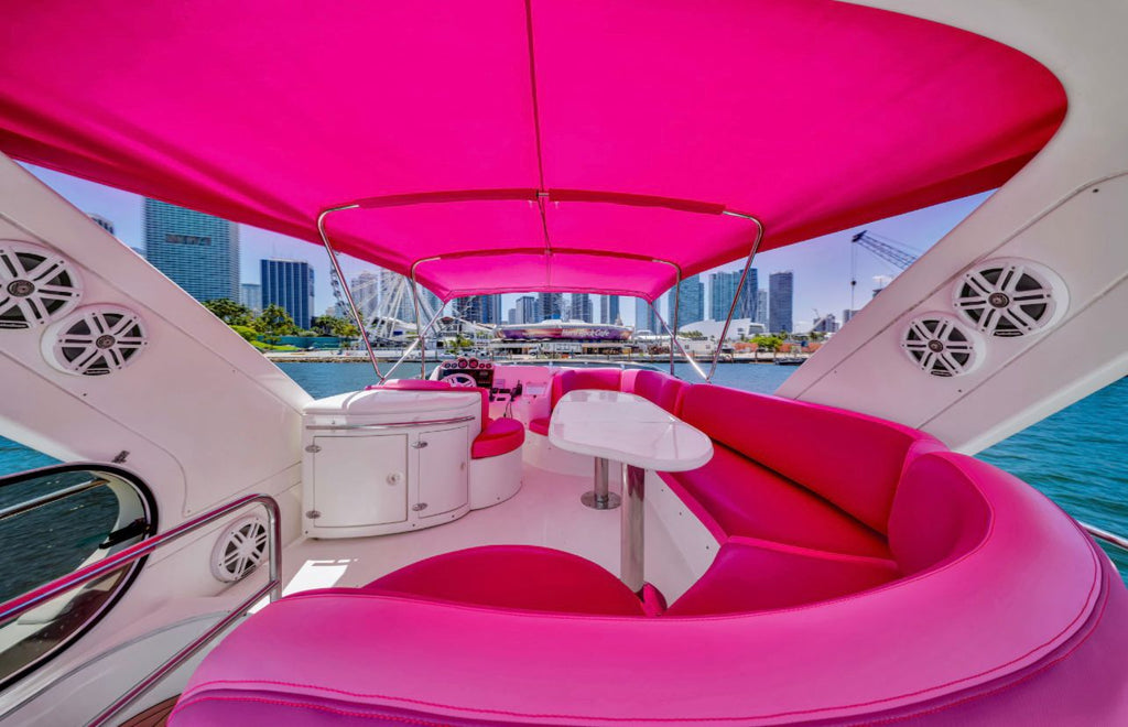 60 FT Azimut Pink