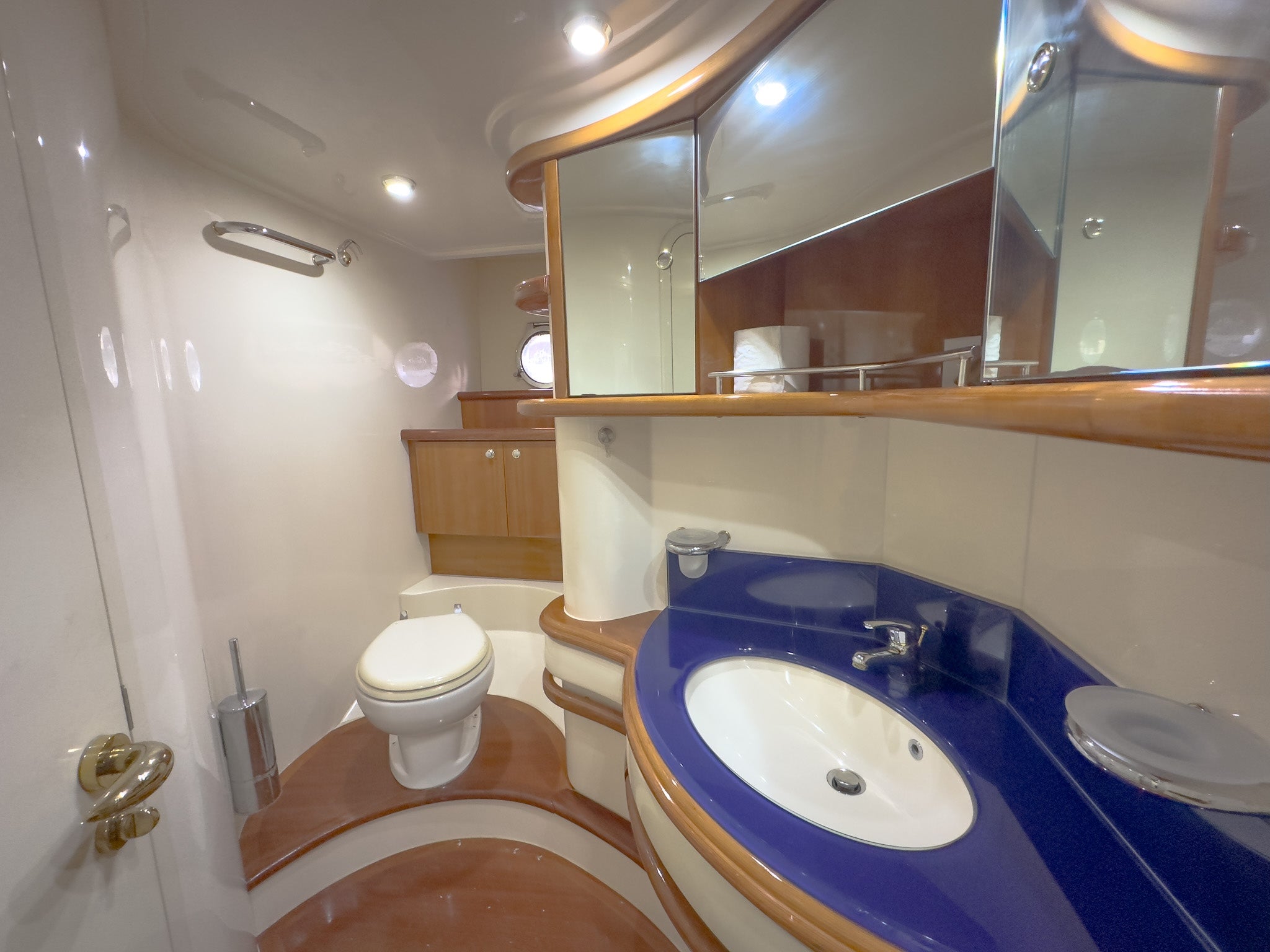 60 FT Azimut Luxury Charter