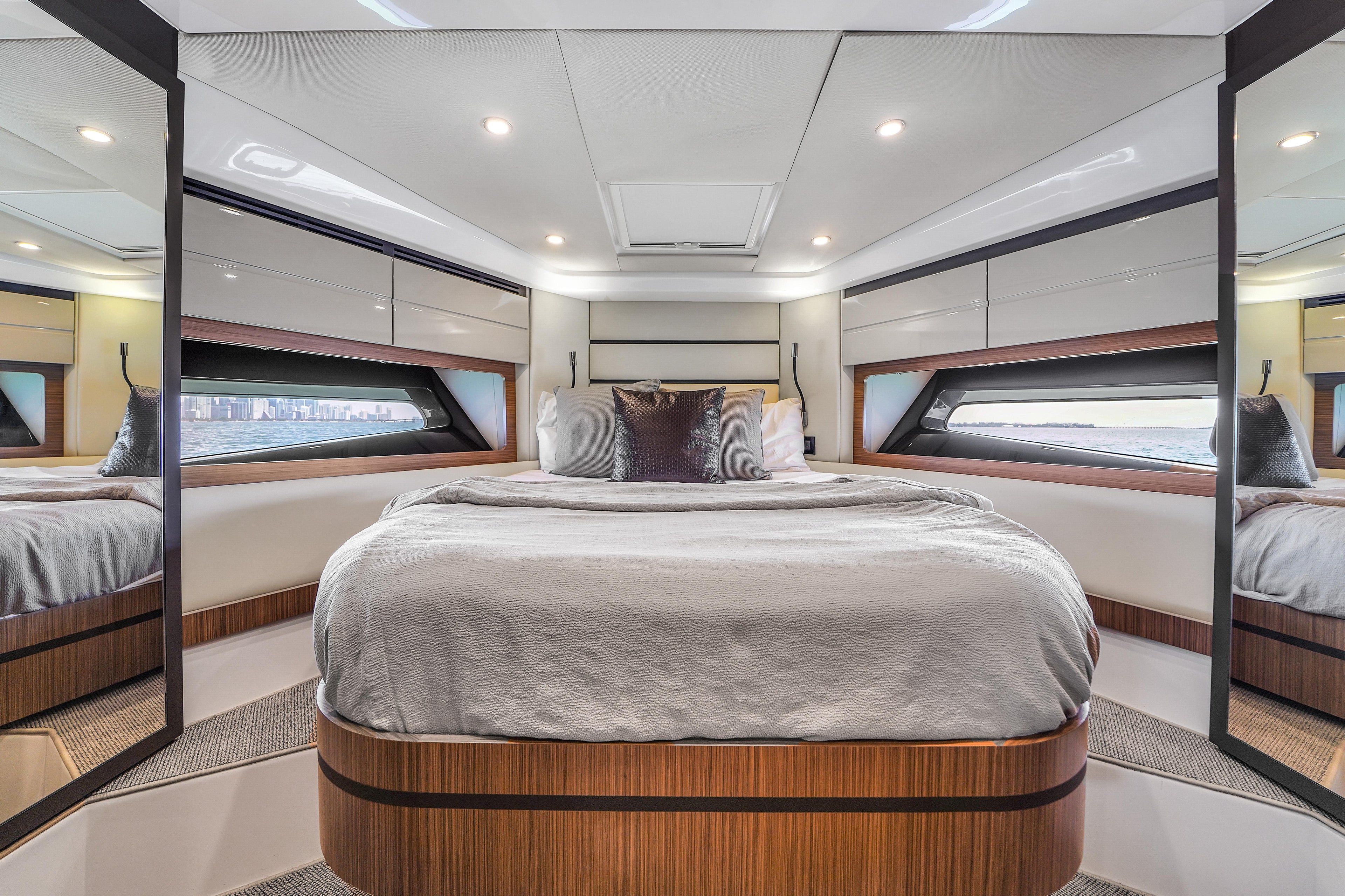 43 Azimut