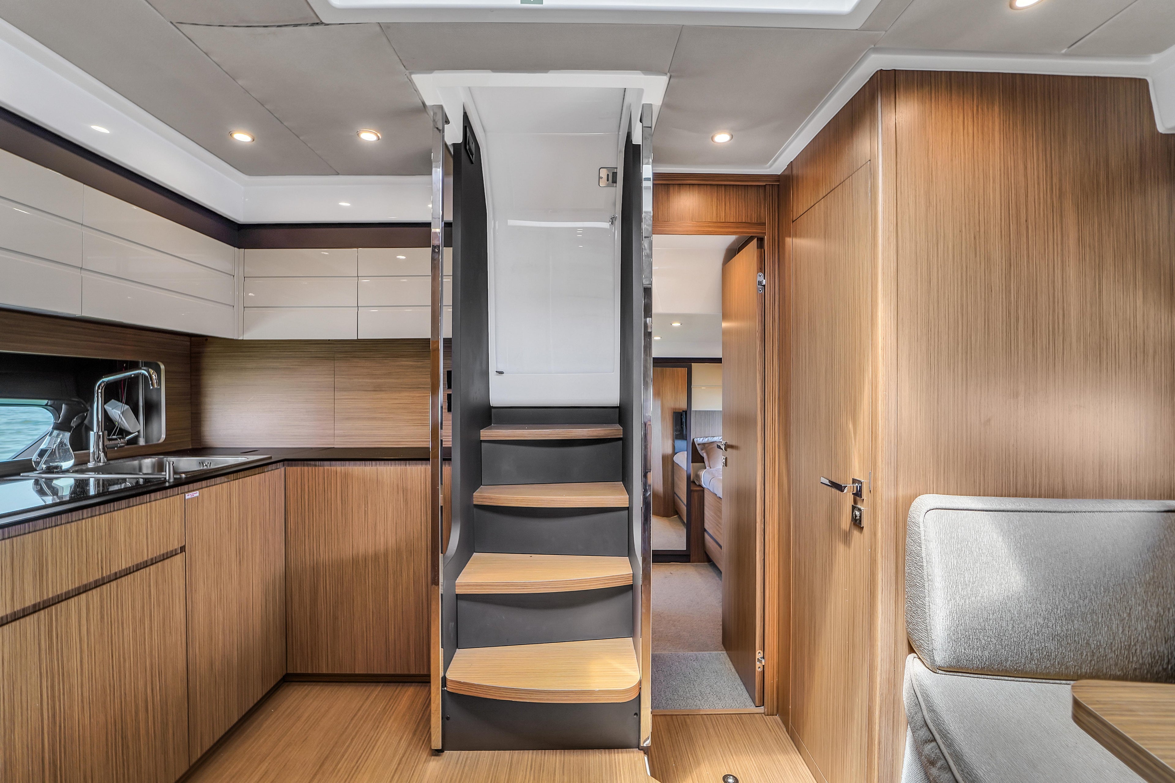 43 Azimut