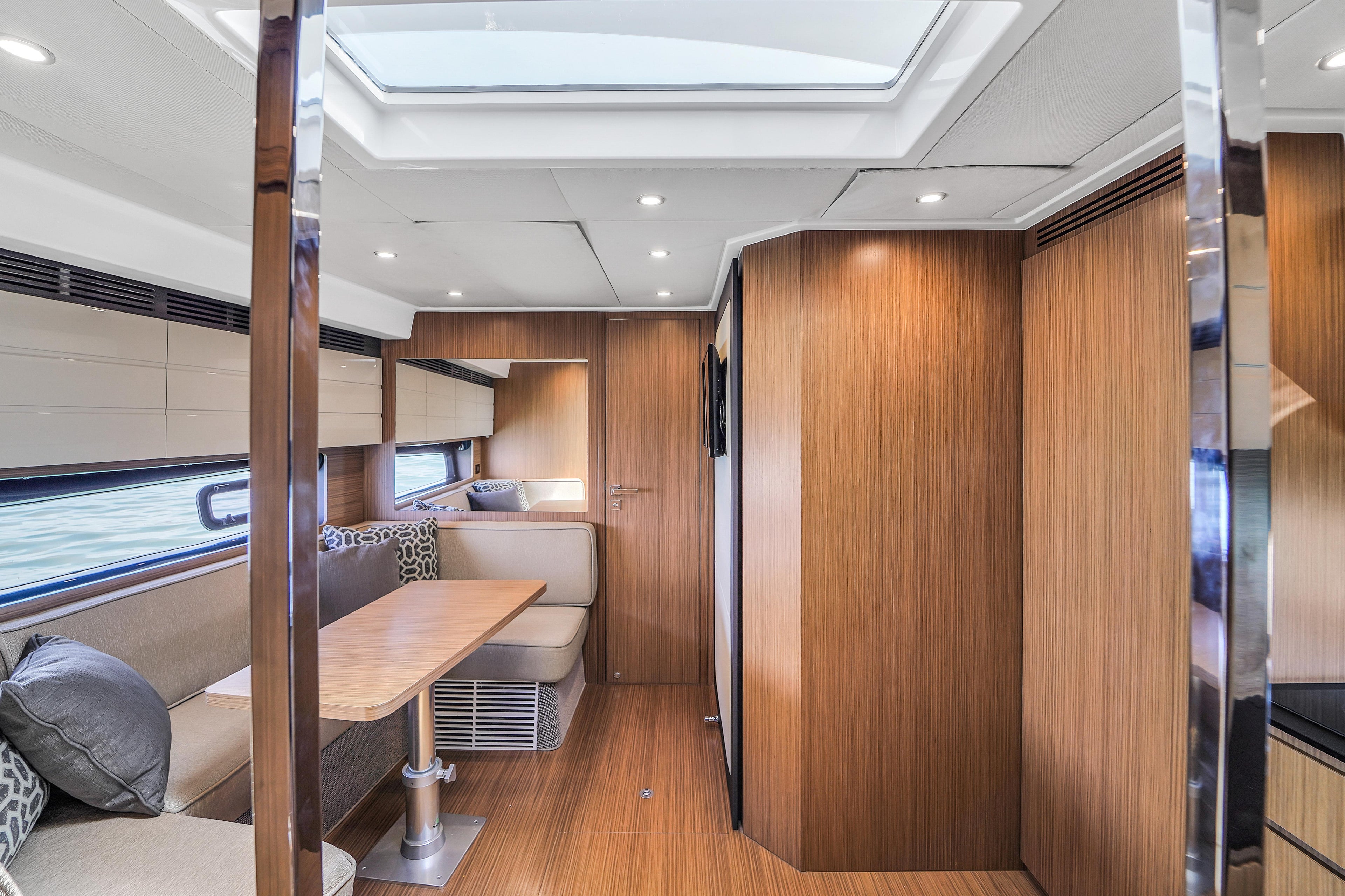 43 Azimut