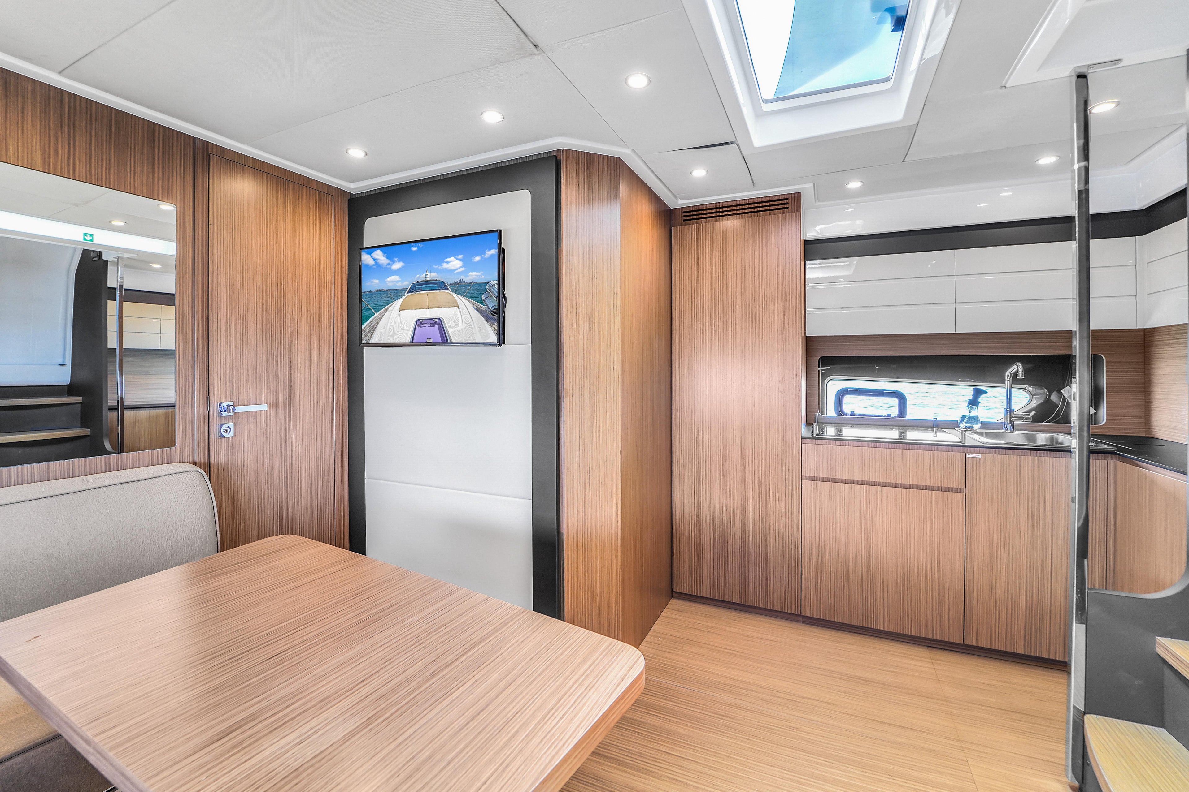 43 Azimut