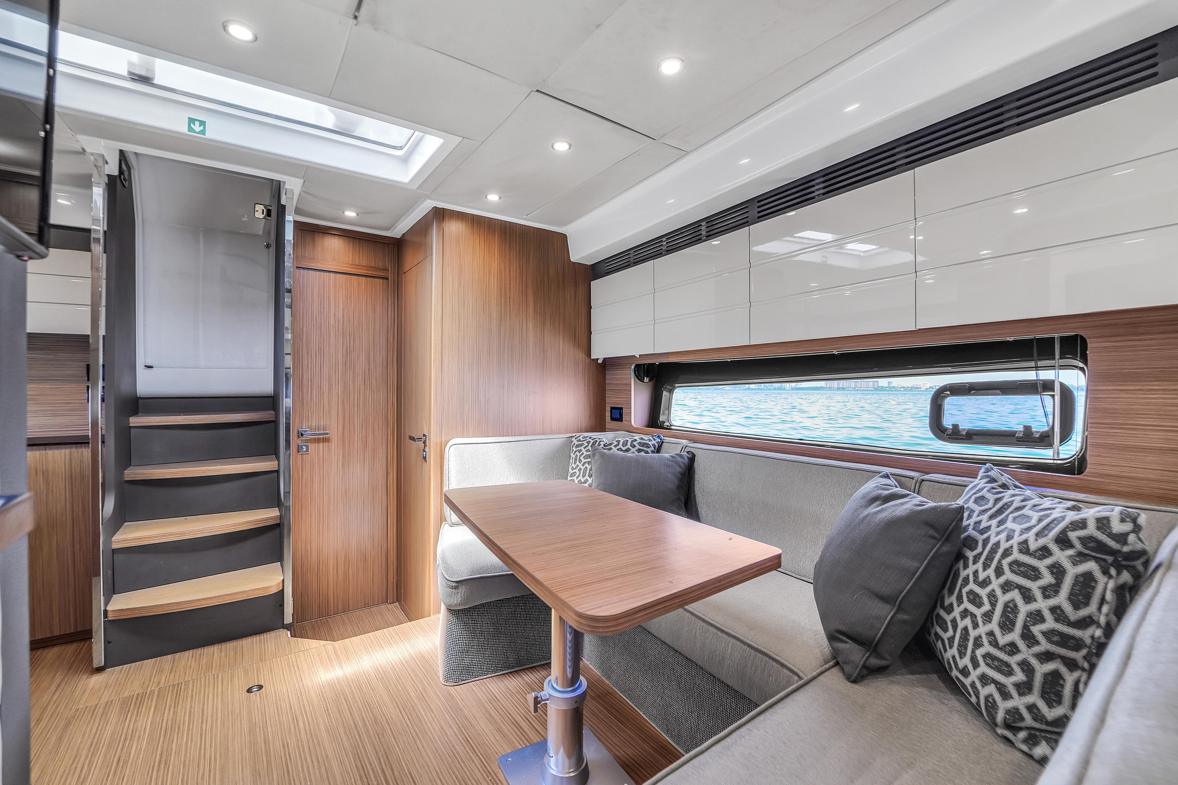 43 Azimut