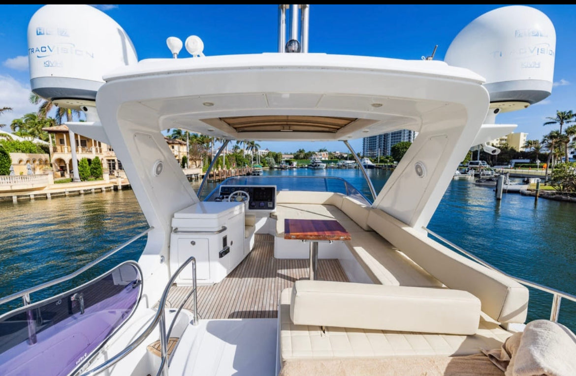 60 FT Azimut Yacht