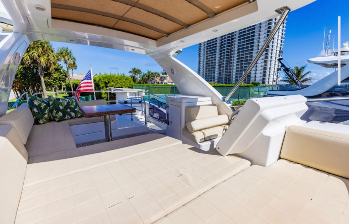 60 FT Azimut Yacht