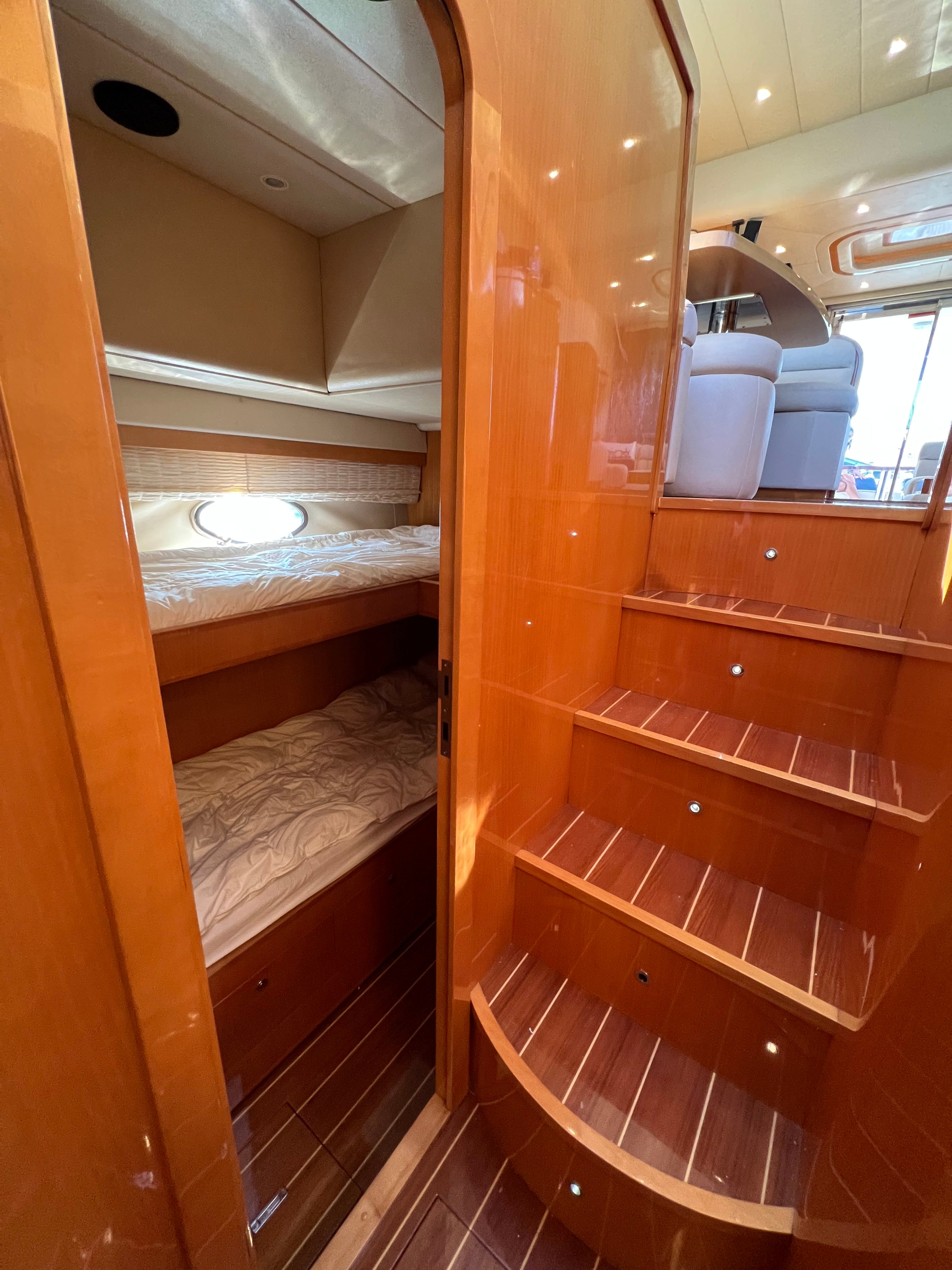 55FT Coco Cherie